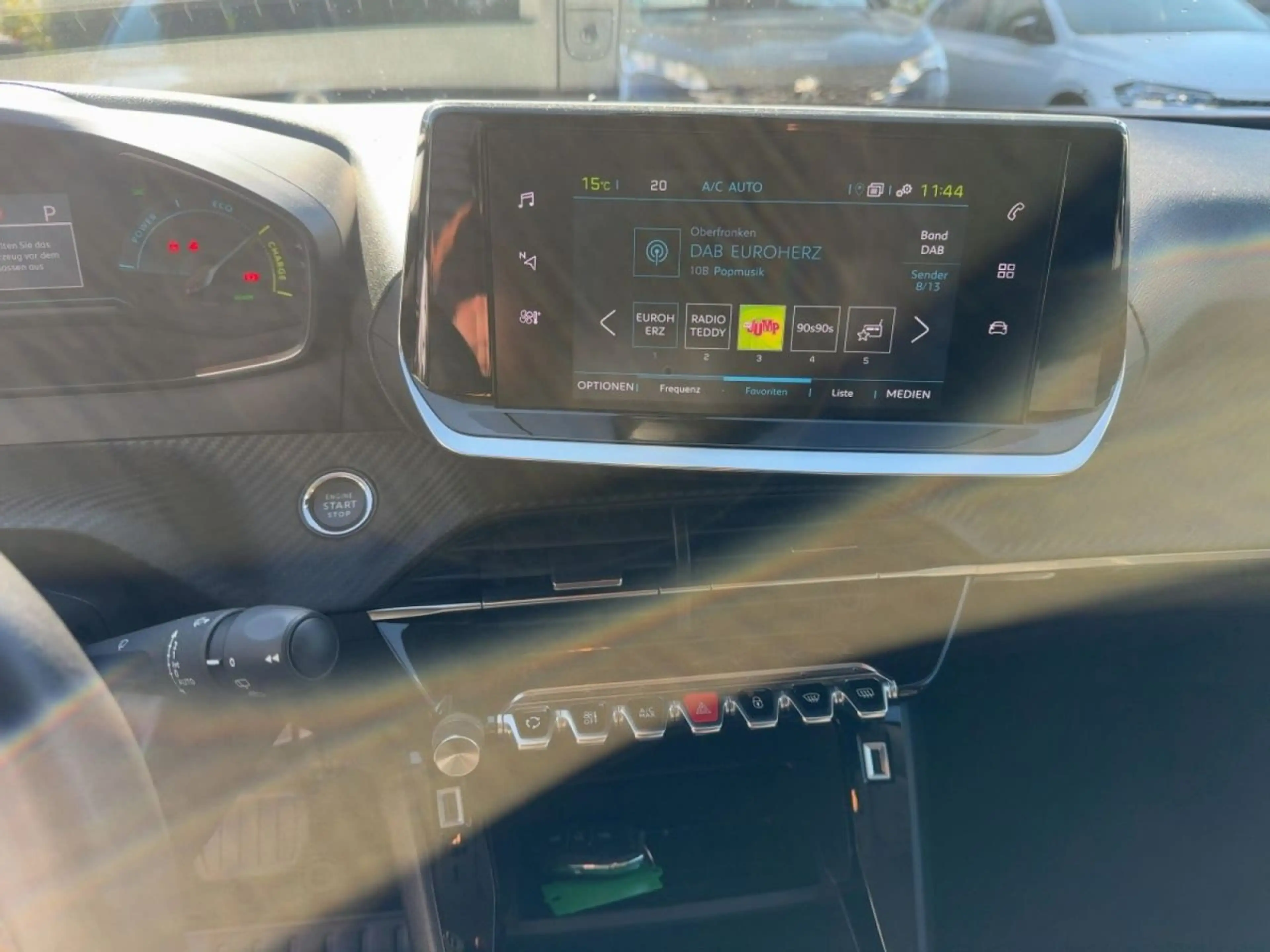 Peugeot 2008 Active Pack — photo 13