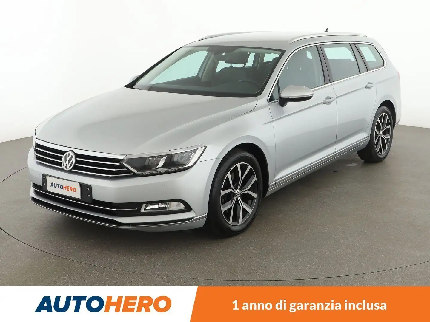 Volkswagen Passat 2.0 TDI Executive DSG Grigio - 1