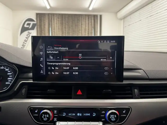 Audi A4 view 26