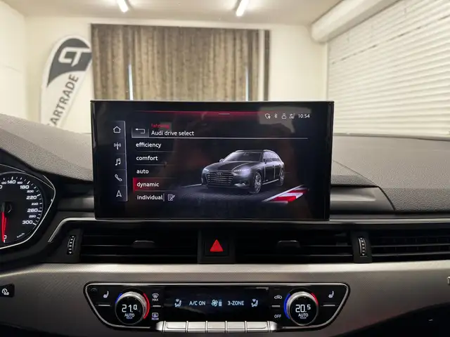 Audi A4 view 24