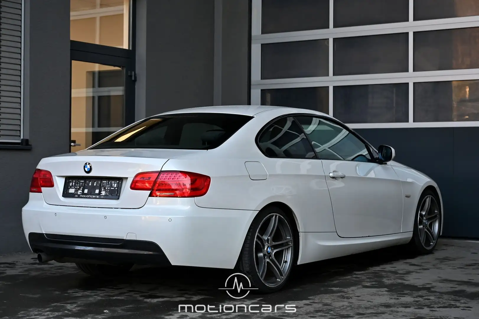 BMW 318 3er- 318 i Coupe M-Paket Pickerl NEU Alb - 2
