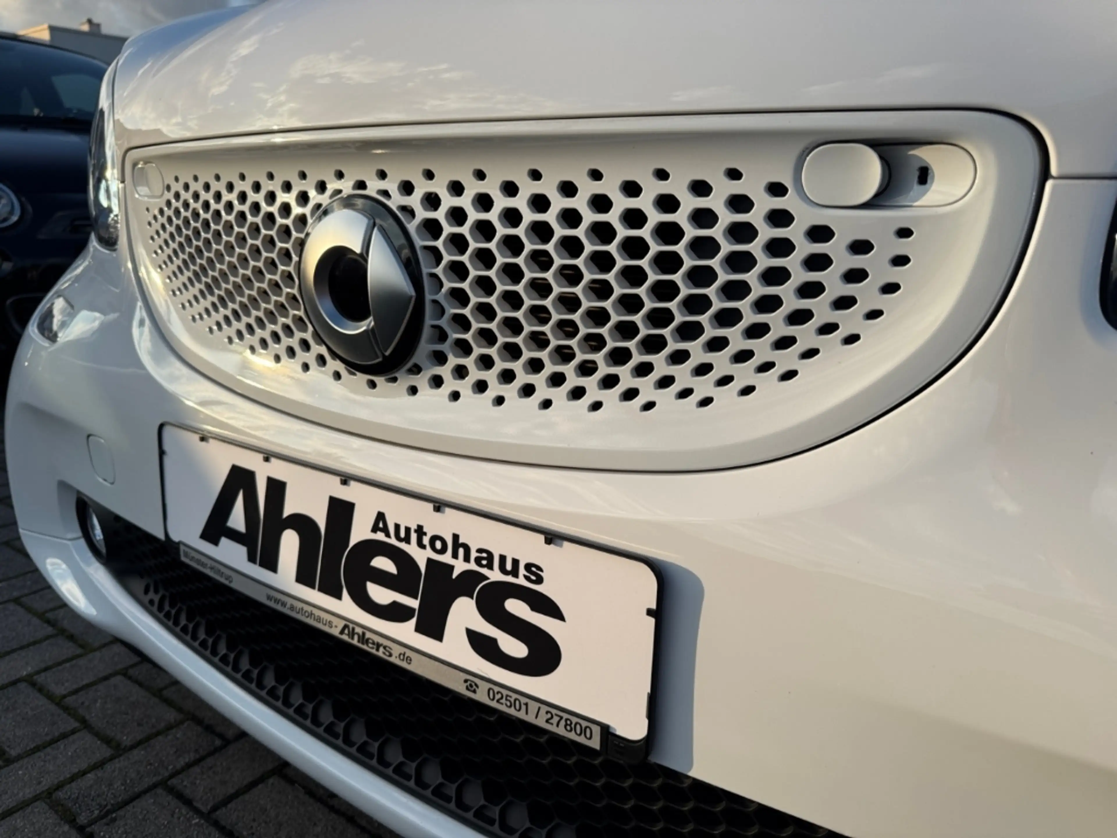 smart forTwo Cabrio passion+AUTOMATIK+SITZHEIZUNG+ALLWETTER+BLU — photo 14
