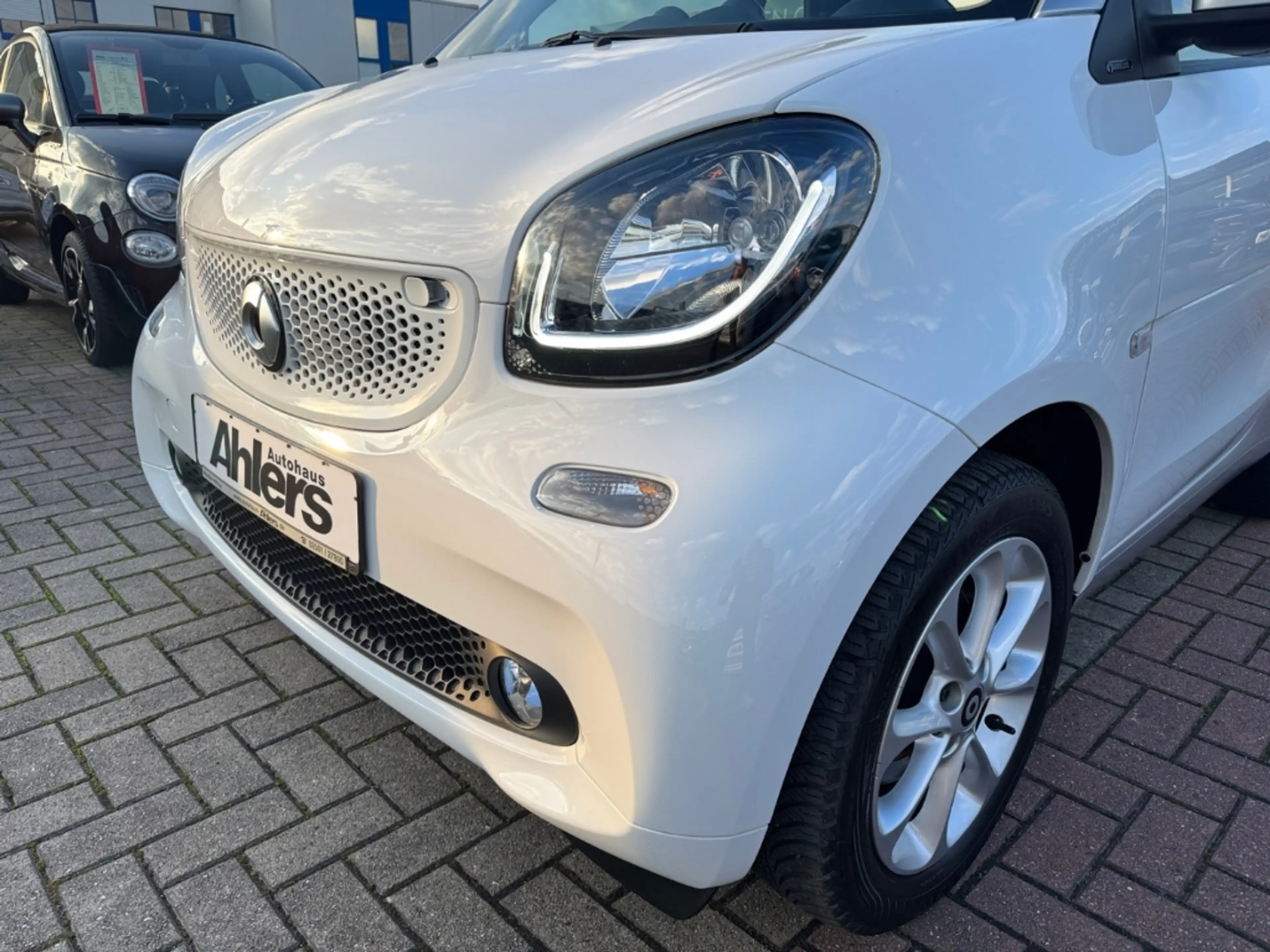 smart forTwo Cabrio passion+AUTOMATIK+SITZHEIZUNG+ALLWETTER+BLU — photo 13