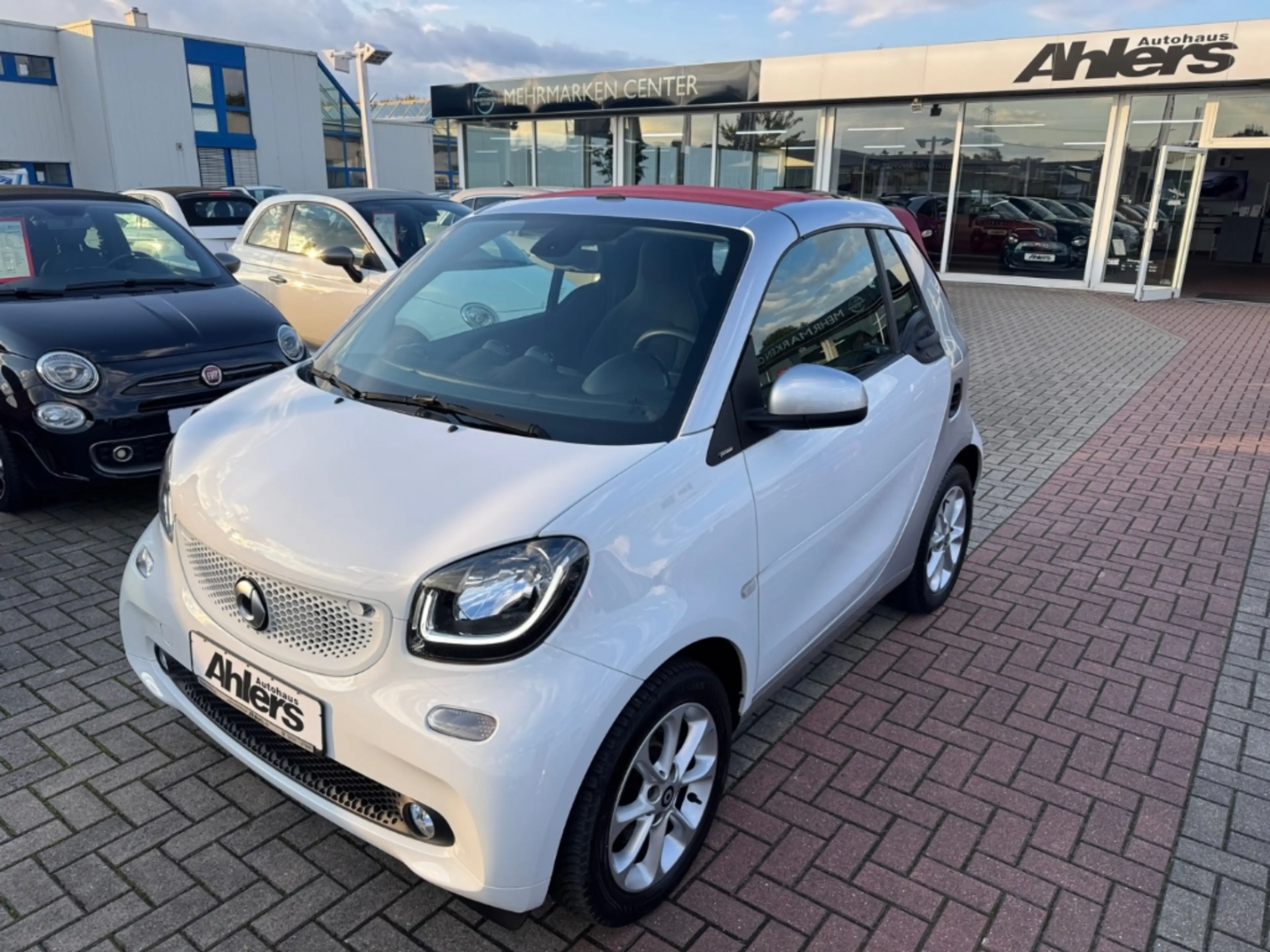 smart forTwo Cabrio passion+AUTOMATIK+SITZHEIZUNG+ALLWETTER+BLU — photo 3