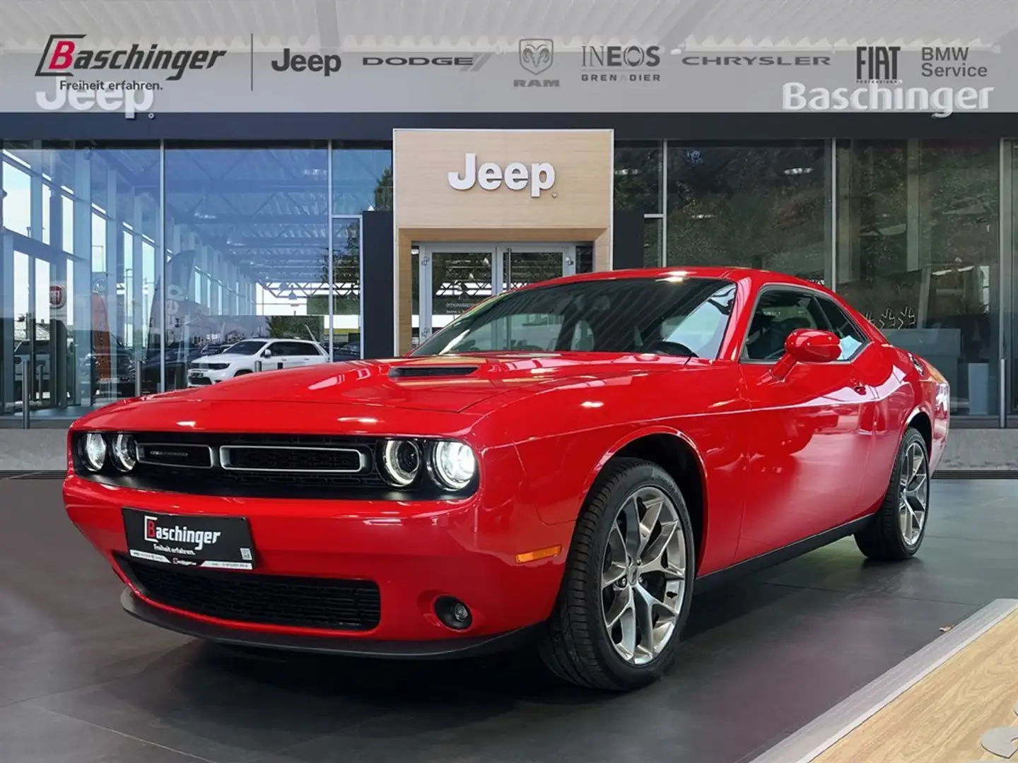 Dodge Challenger SXT RWD Rot - 1