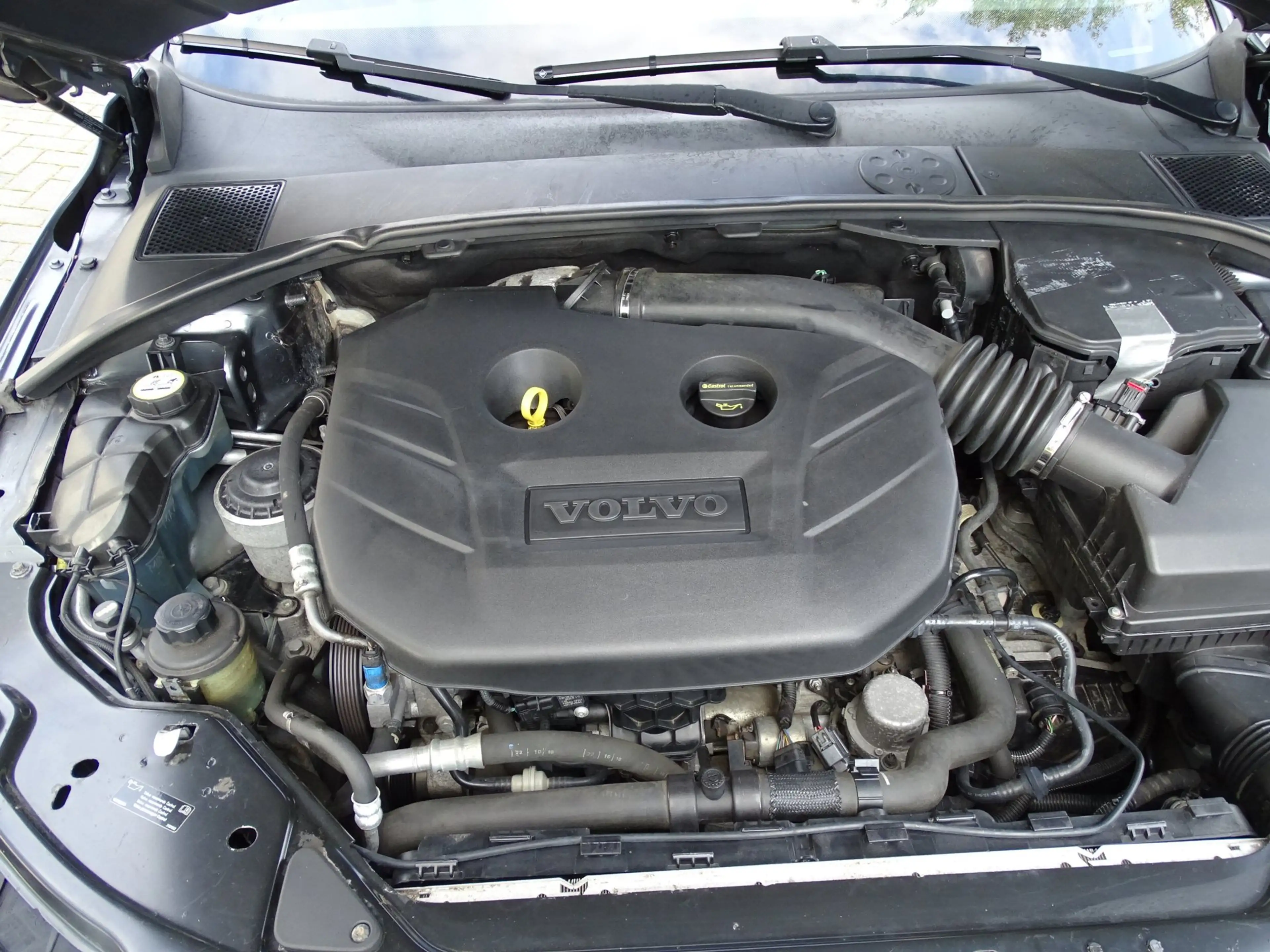 Volvo V70 2.0T Kinetic — photo 22