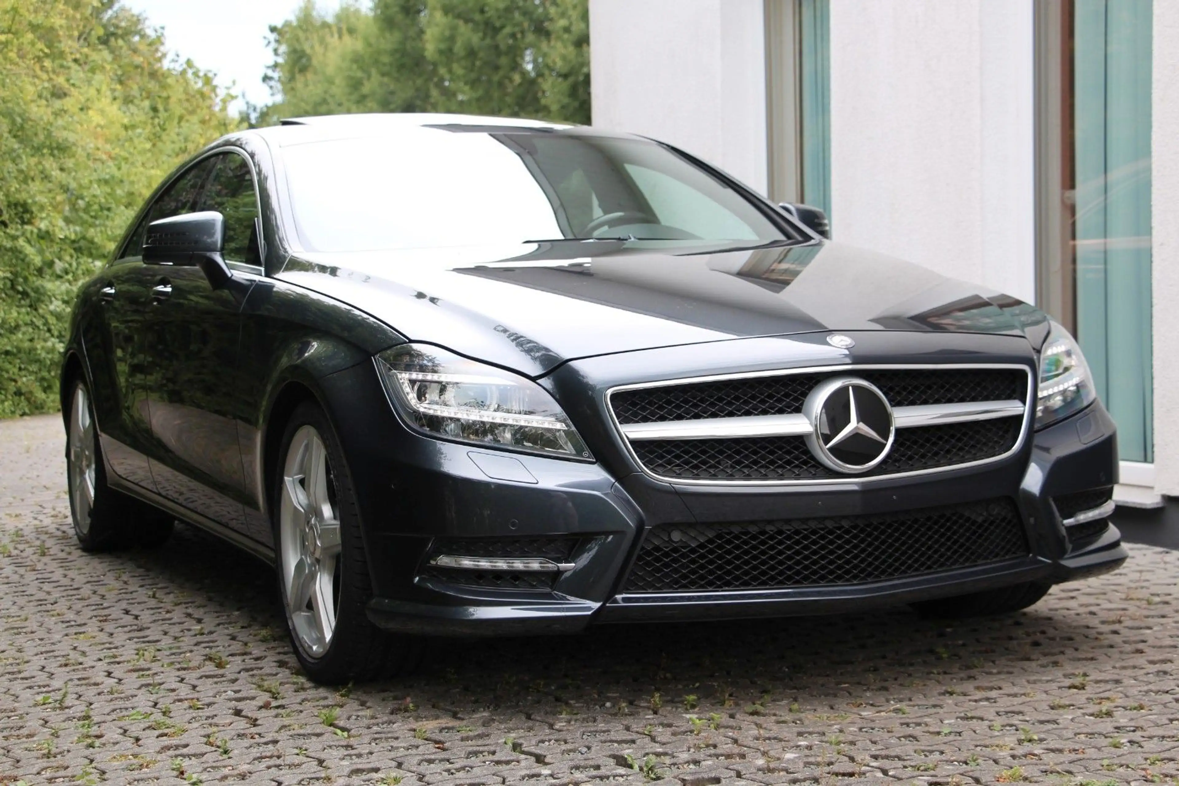Mercedes-Benz CLS 500 4Matic AMG Line /Airmatic/Massage/Distro — photo 2