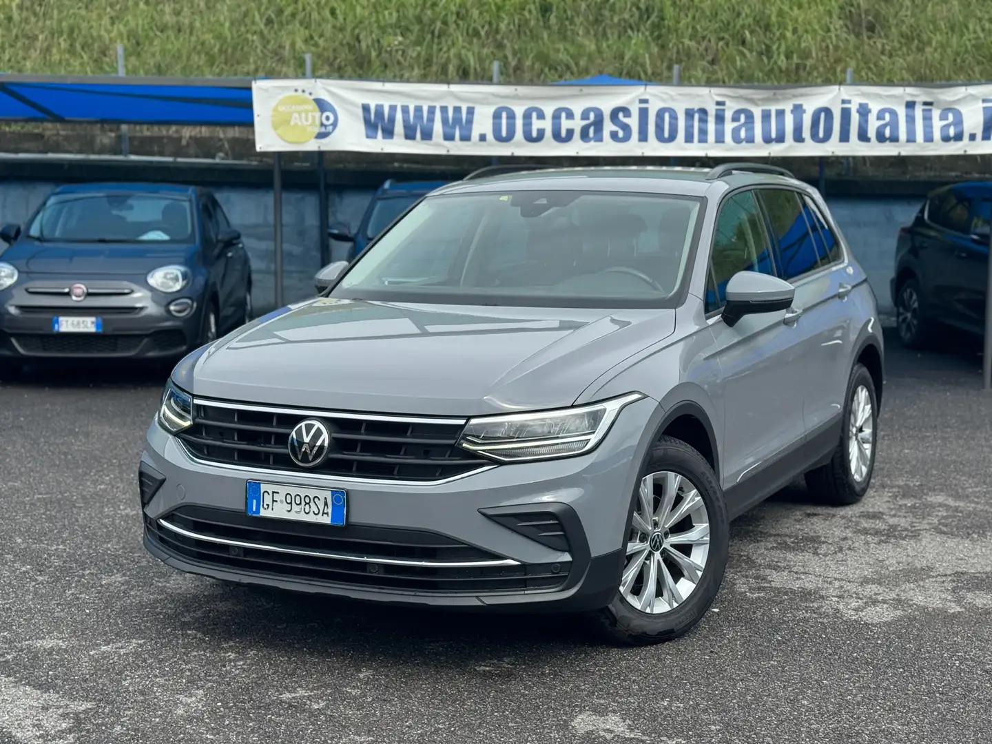 Volkswagen Tiguan 2.0 tdi Life 150cv dsg Grijs - 1