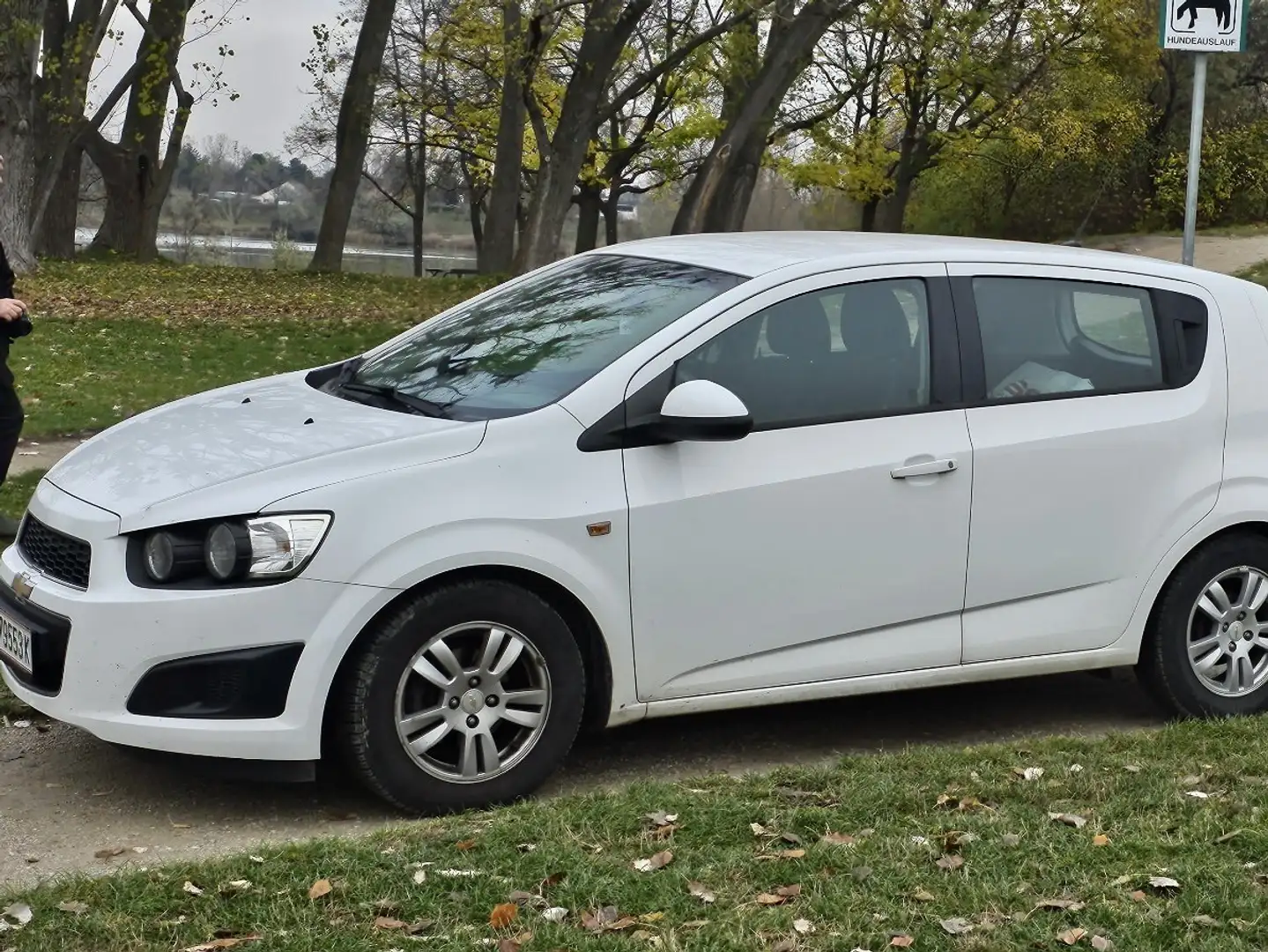 Chevrolet Aveo 1,2 ECO LT bijela - 1
