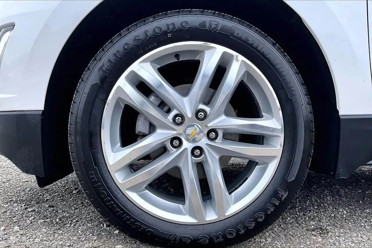 Chevrolet Equinox снимка Chevrolet Equinox