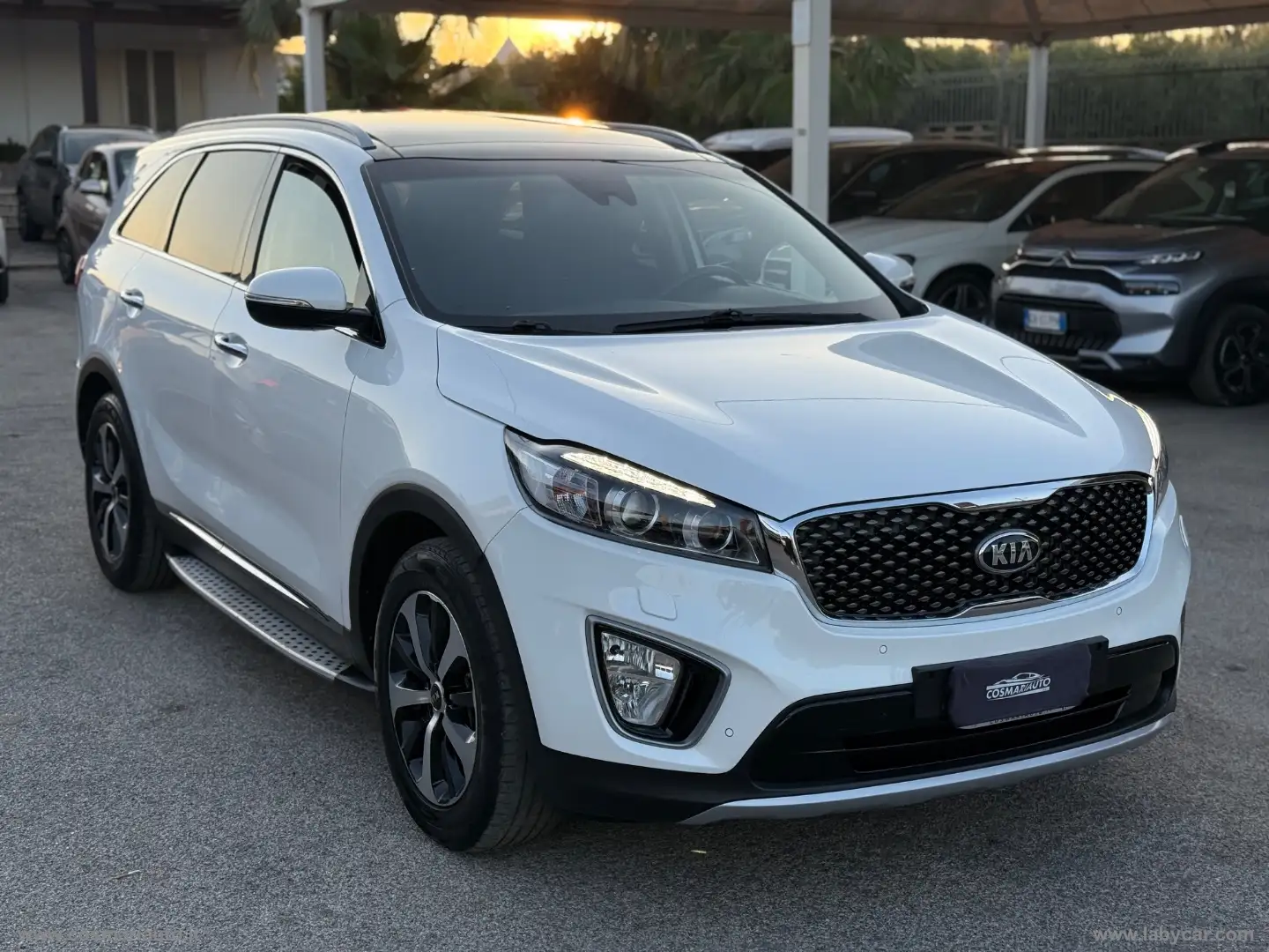 Kia Sorento 2.2 CRDi AWD Rebel 7 POSTI Blanc - 1