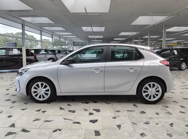 Opel Corsa view 4