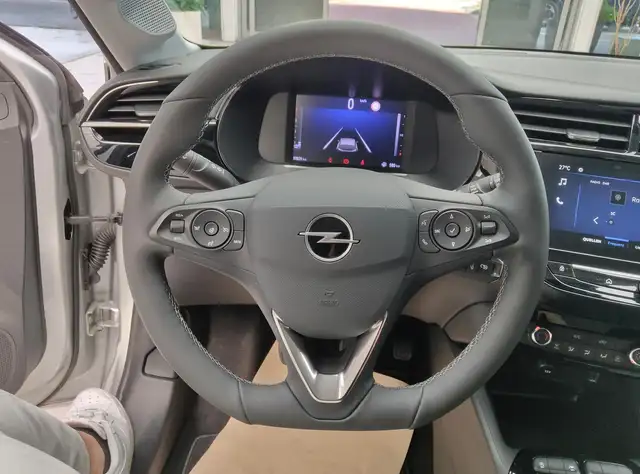 Opel Corsa view 12