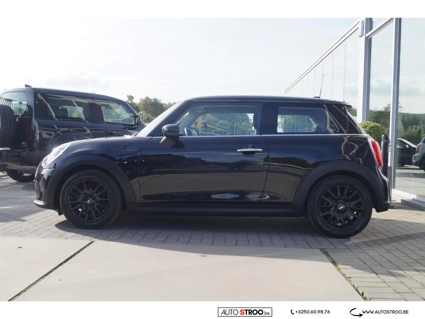MINI Cooper 1.5 One Facelift l LED l CARPLAY l BLACKPACK Noir - 2