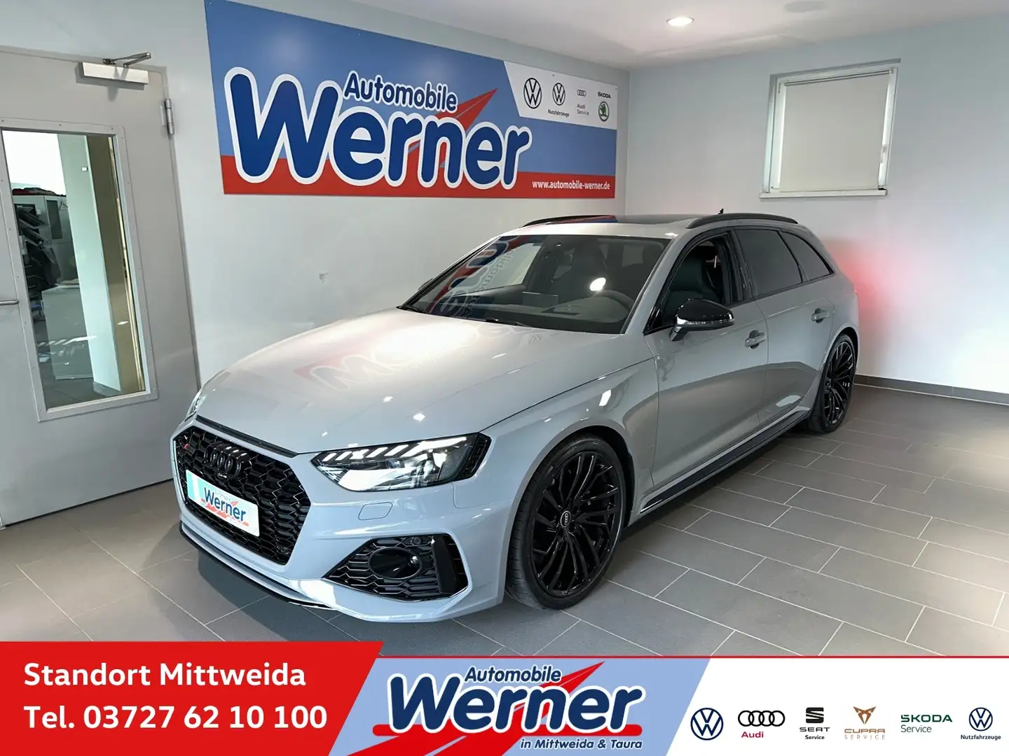 Audi RS4 Avant 450PS Black PanoDach B&O HUD Szürke - 1