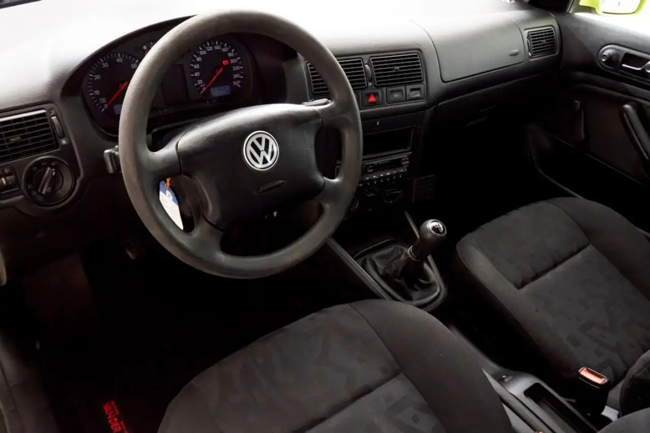 Volkswagen Golf 1.6 iSR HB 5-Drs Youngtimer!!, foto 8