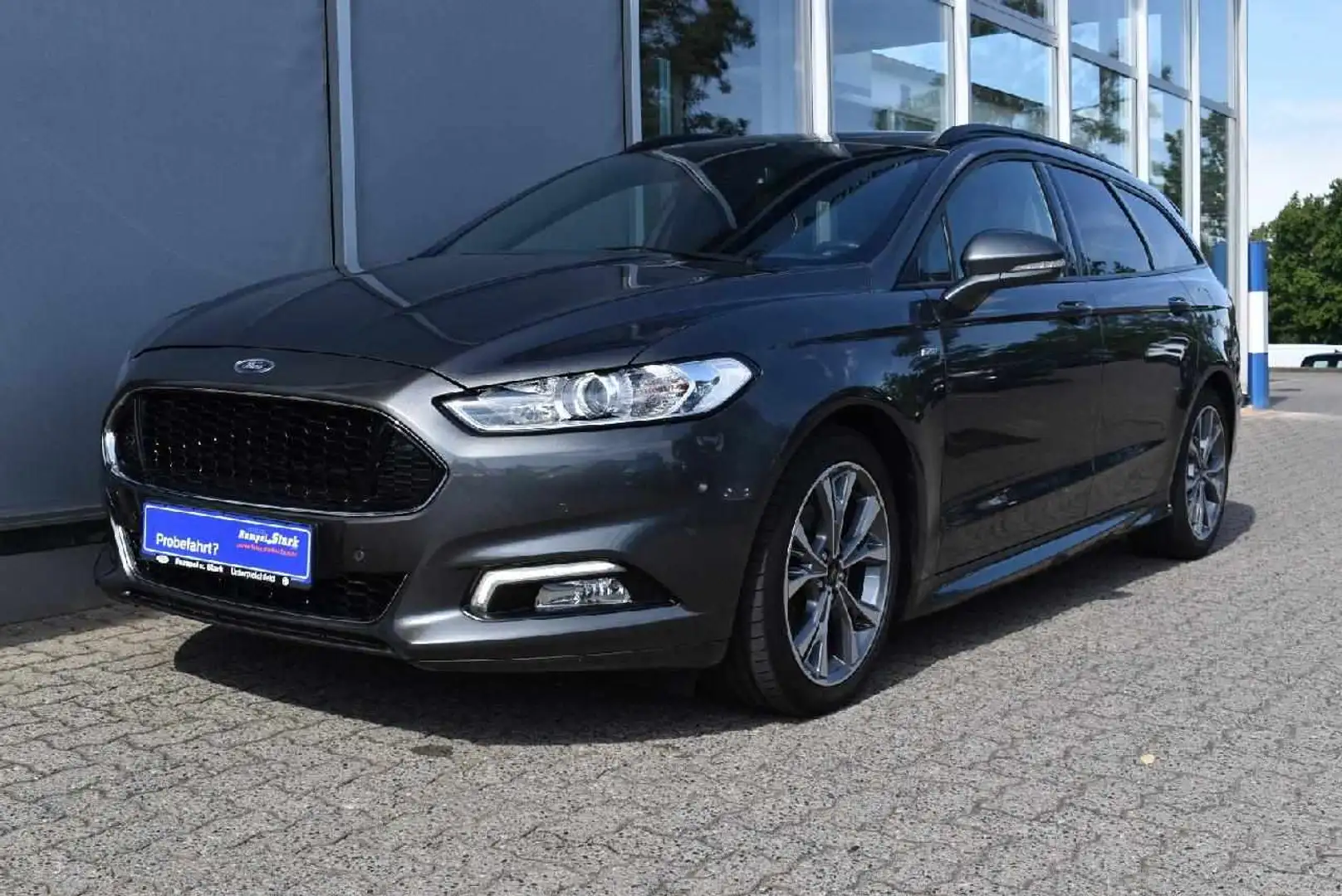 Ford Mondeo ST-Line Szary - 2