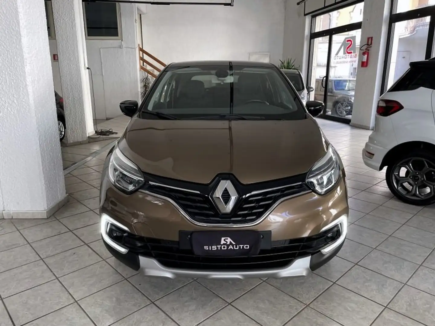 Renault Captur Captur 1.5 dci Hypnotic (magnetik) 110cv Marrone - 2