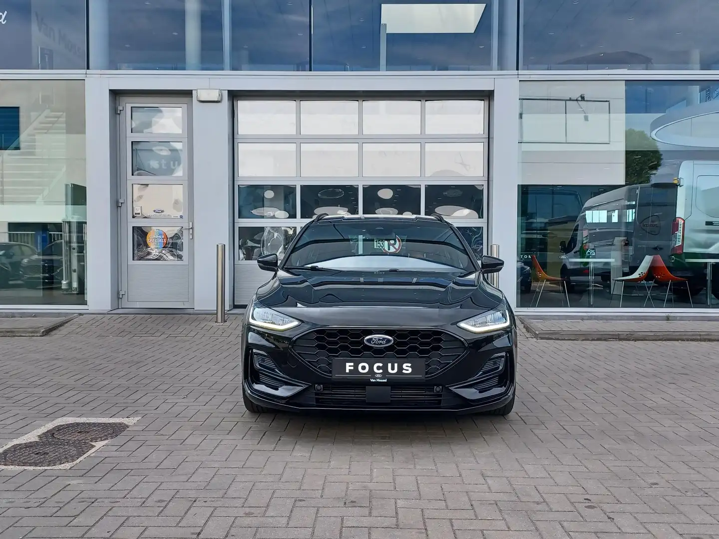 Ford Focus Clipper 1.0i EcoBoost MHEV 92kW ST-Line - Winter P - 2