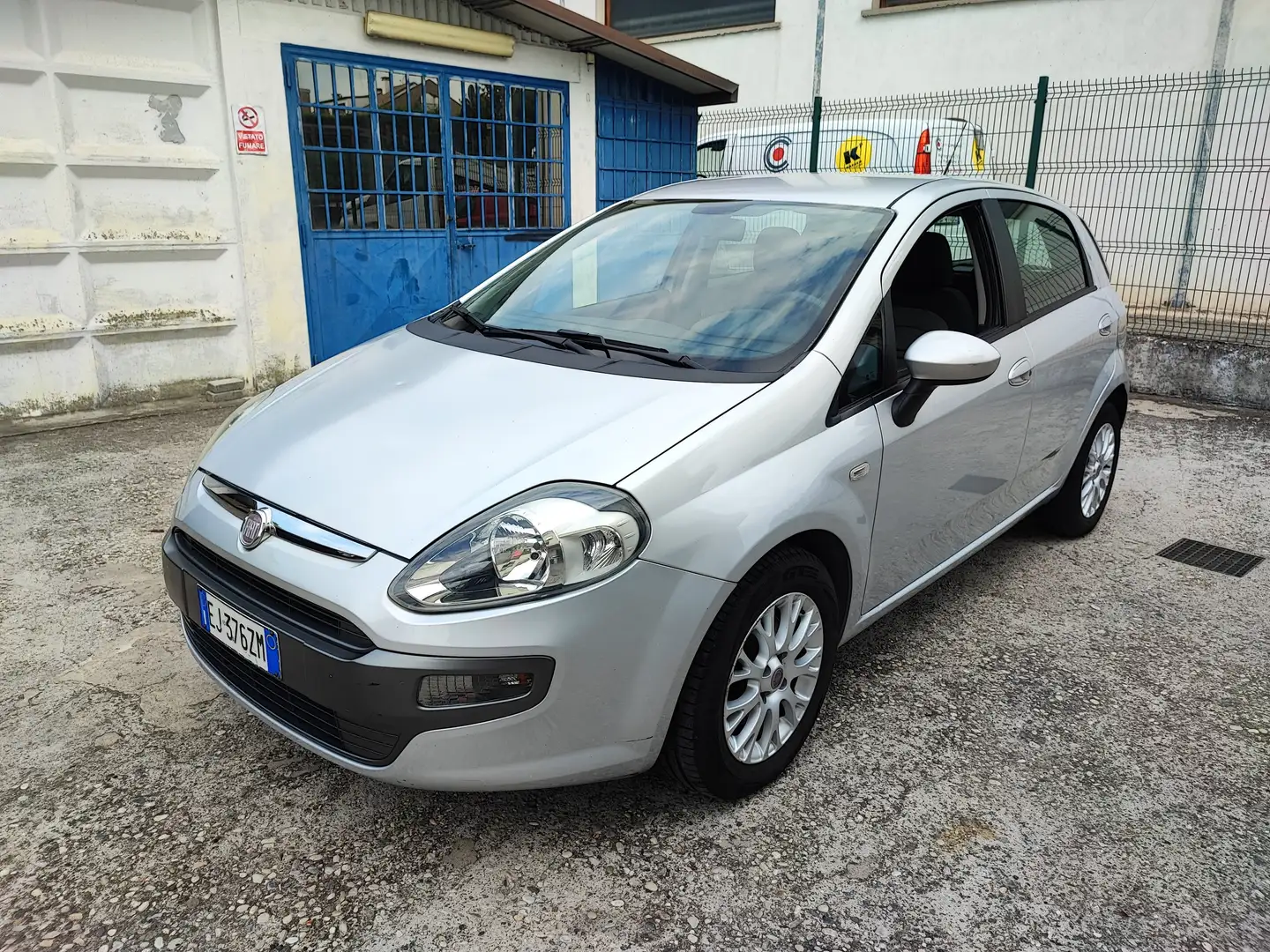 Fiat Punto Evo 1.3 MJT 5 Porte KM 115.000 Zilver - 1