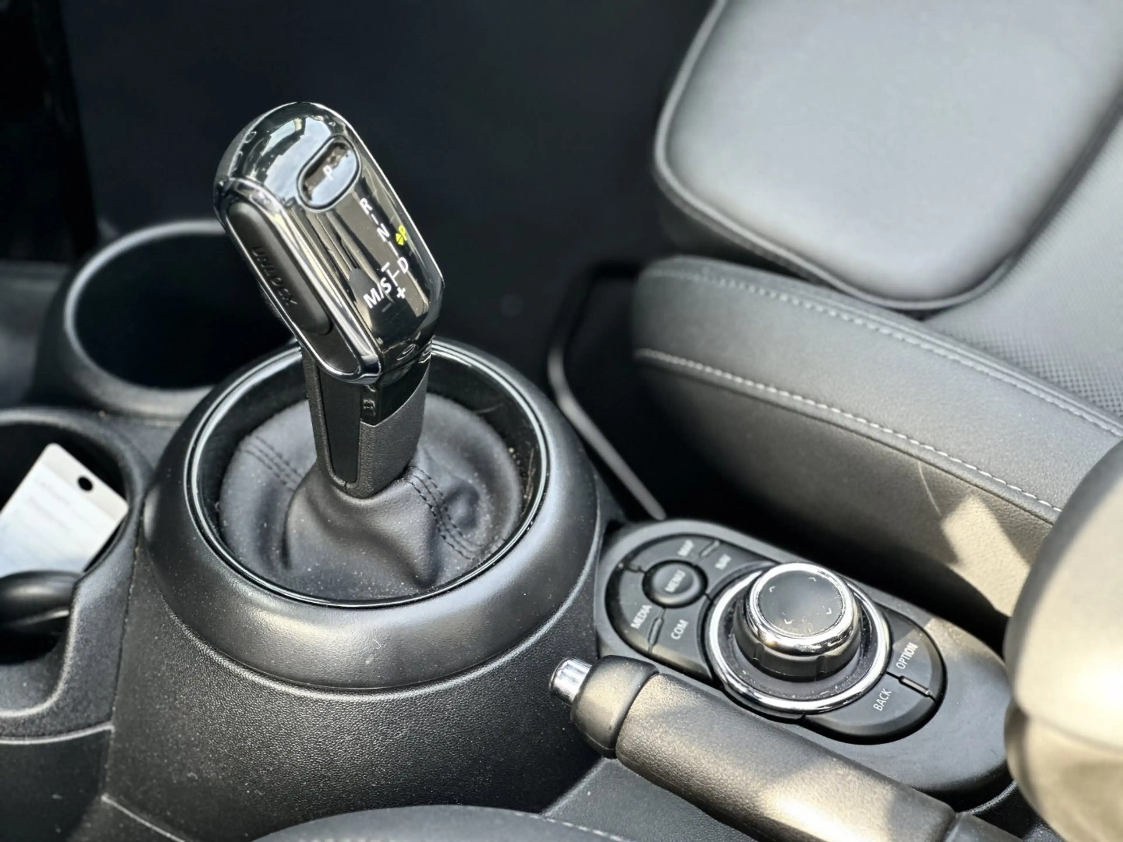 MINI Cooper Cabrio Cooper Cabrio Head-Up HK HiFi DAB LED RFK Navi — photo 10