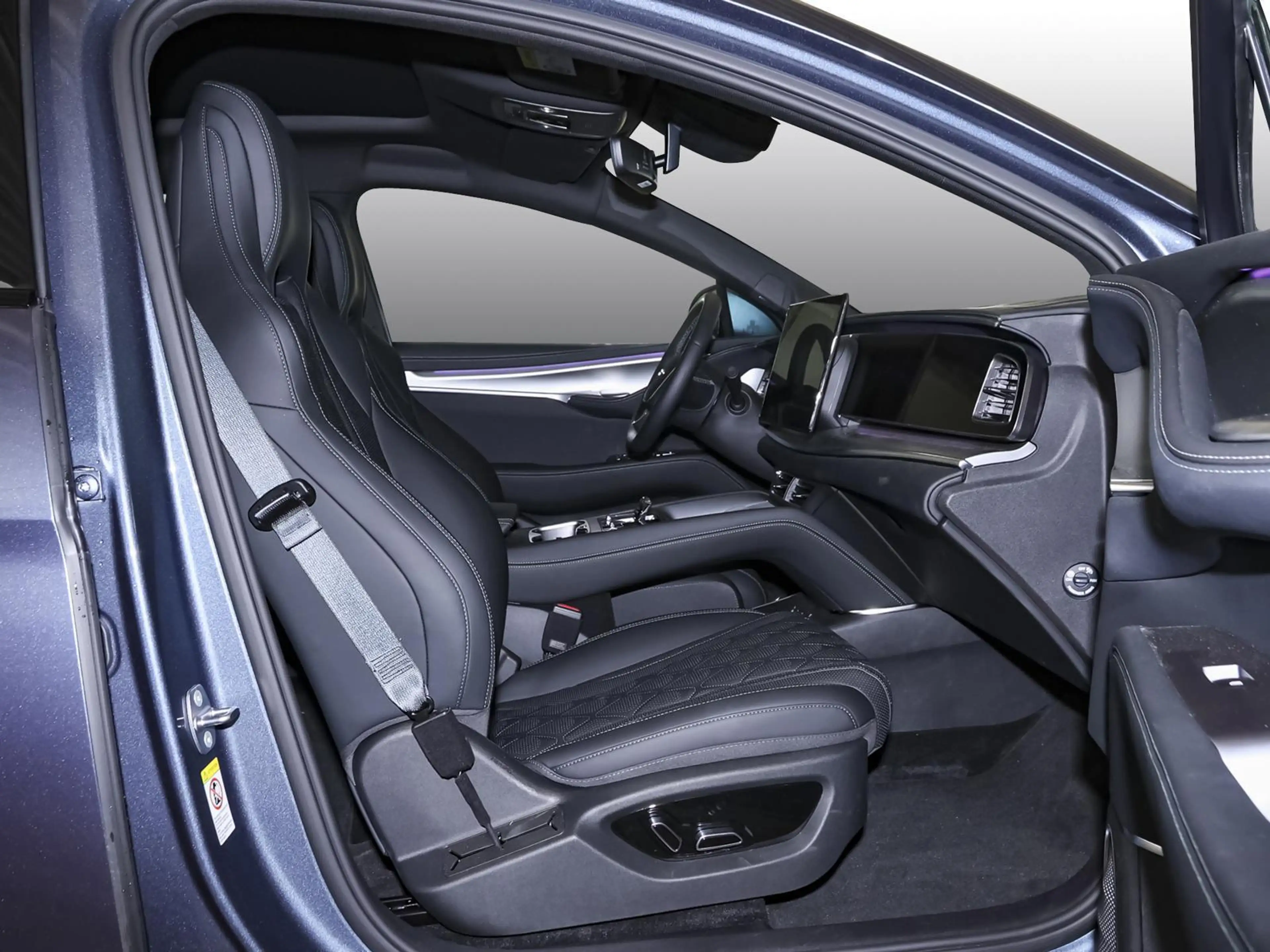 BYD Sealion 7 Comfort LEDER NAVI SHZ PDC — photo 3