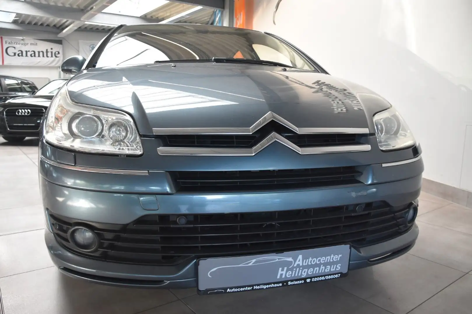 Citroen C4 Automatik Xenon Leder Memory Tempo PDC AHK Grau - 1