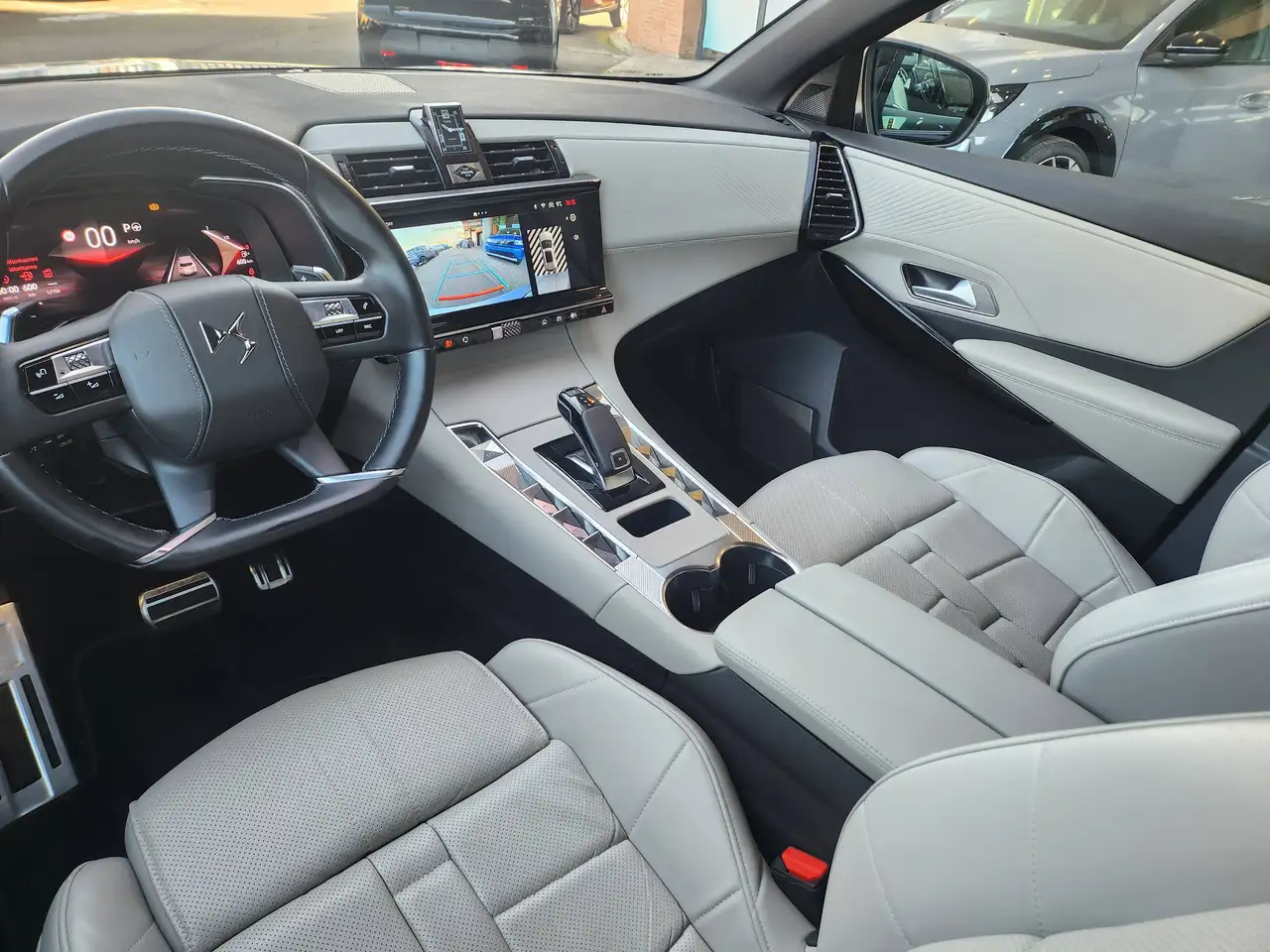 DS Automobiles DS 7 Crossback 2025 — фото 17
