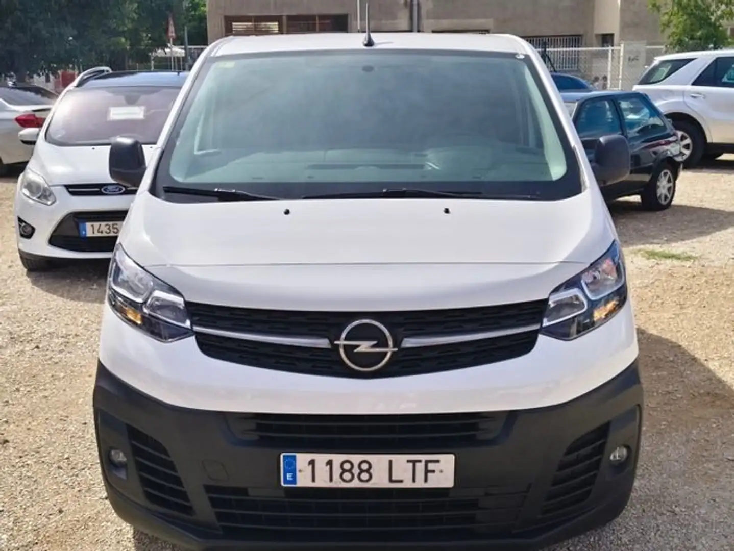 Opel Vivaro FURGON M CARGA STANDAR Blanco - 2