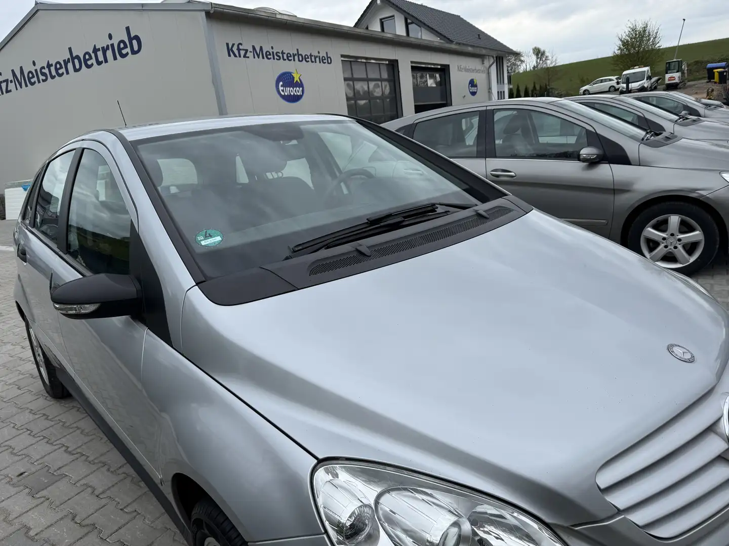 Mercedes-Benz B 200 Mit Neuem TÜV Guter Zustand Argent - 1