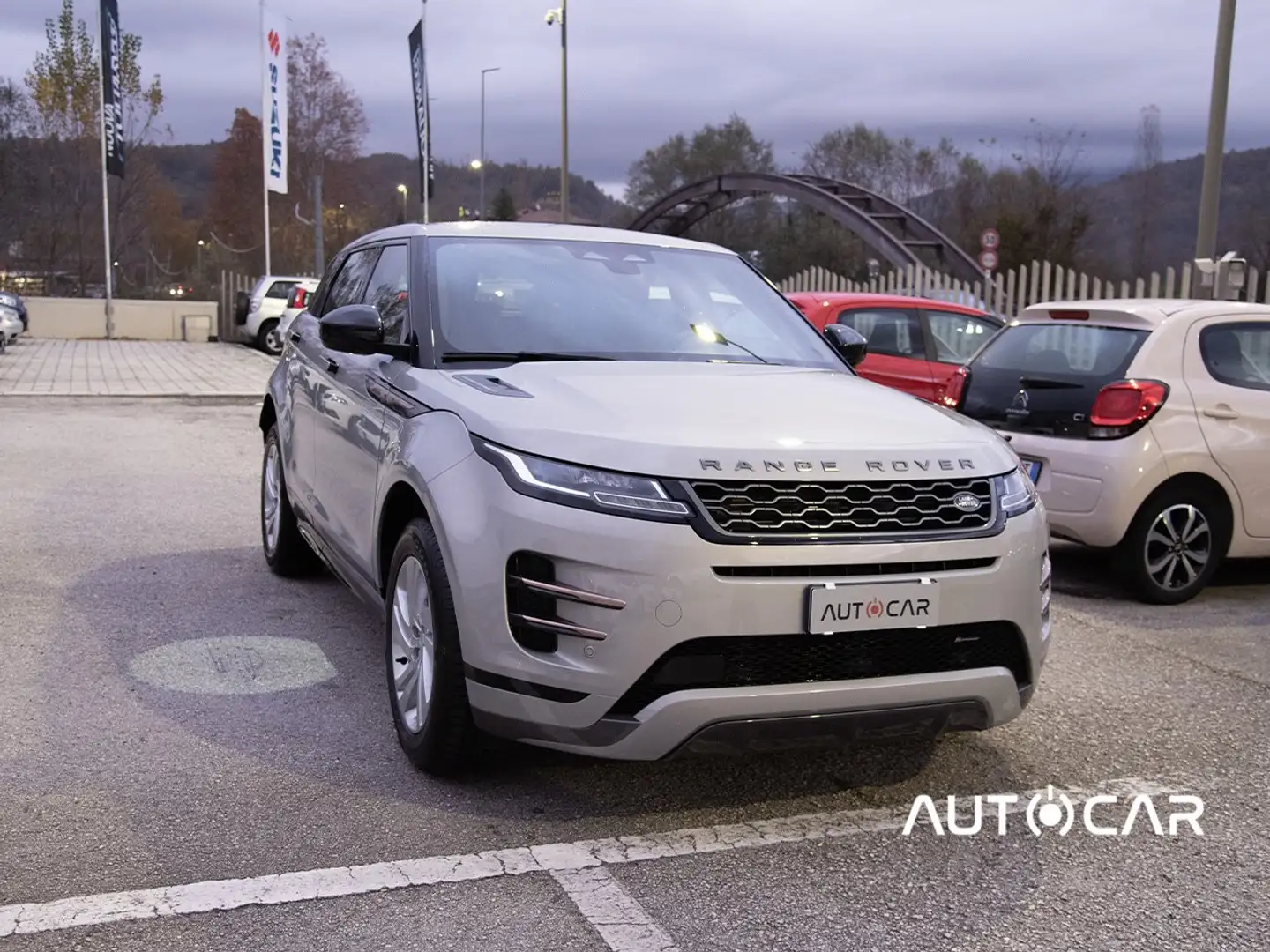 Land Rover Range Rover Evoque Evoque 2.0d i4 mhev R-Dynamic SE awd 163cv auto Silber - 1