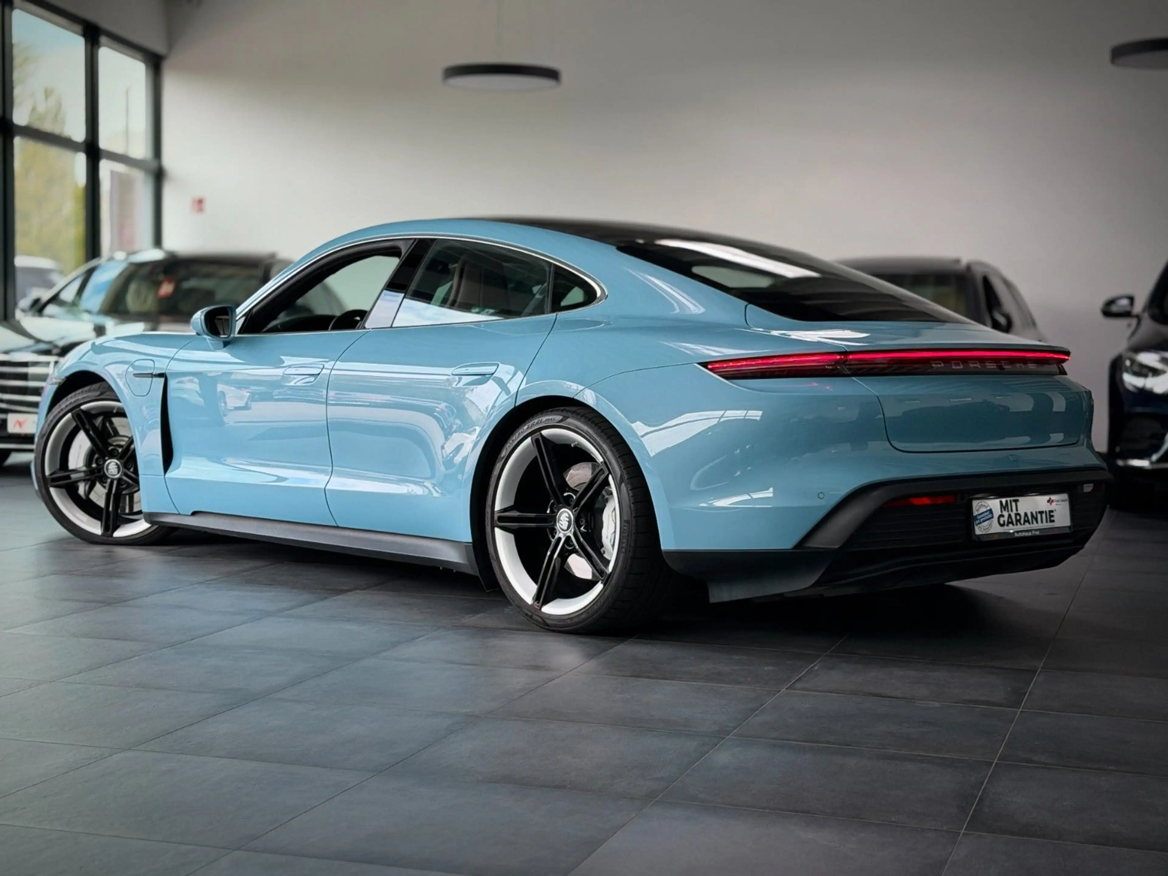 Porsche Taycan Beifahrer-Display*BurmesterHighEnd*Bronze — photo 2