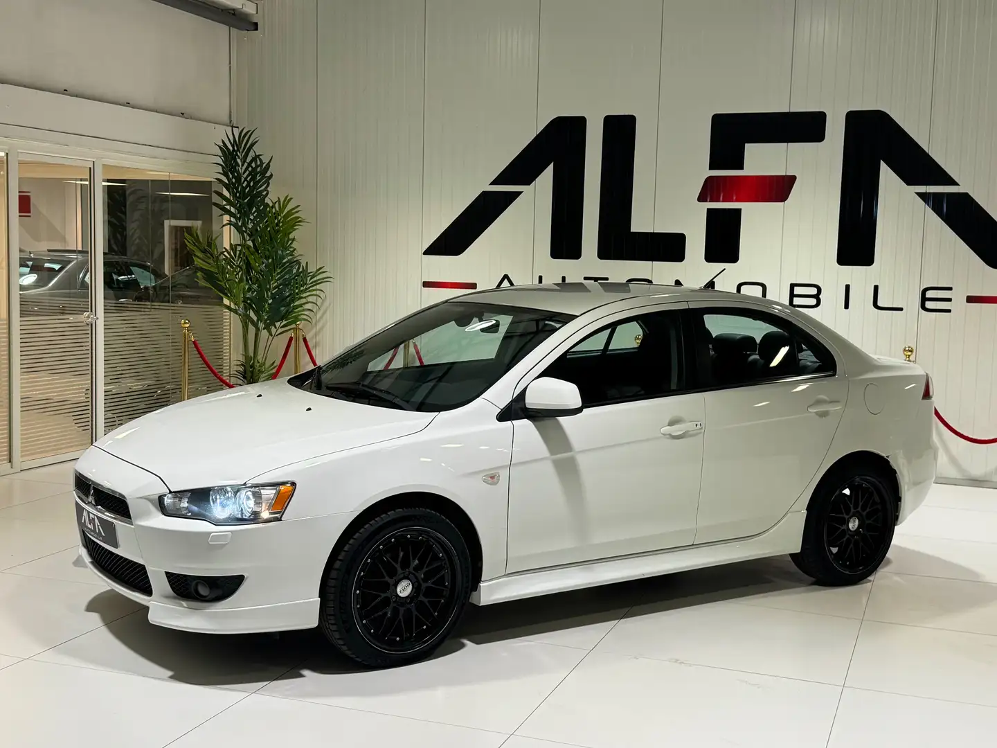 Mitsubishi Lancer 1.8 DI-D Sport *Xenon*Gps*Cuire*Garantie 12 mois Blanc - 2