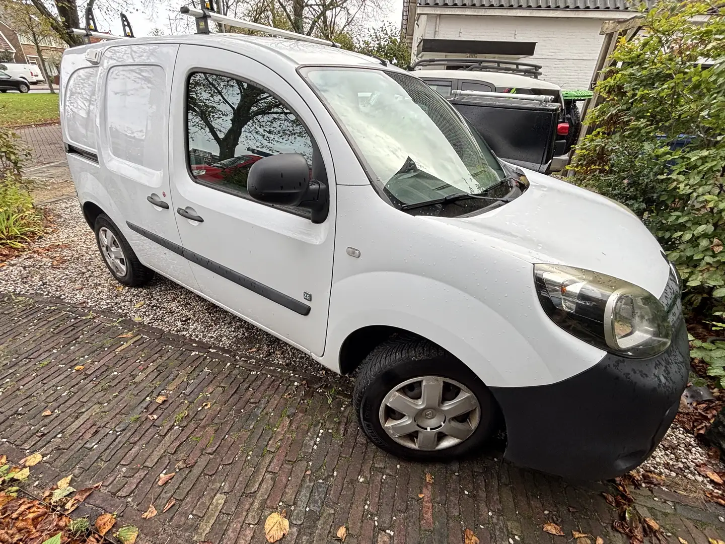 Renault Kangoo Z.E. Maxi. batterij afgekocht is nu eigendom Белый - 2