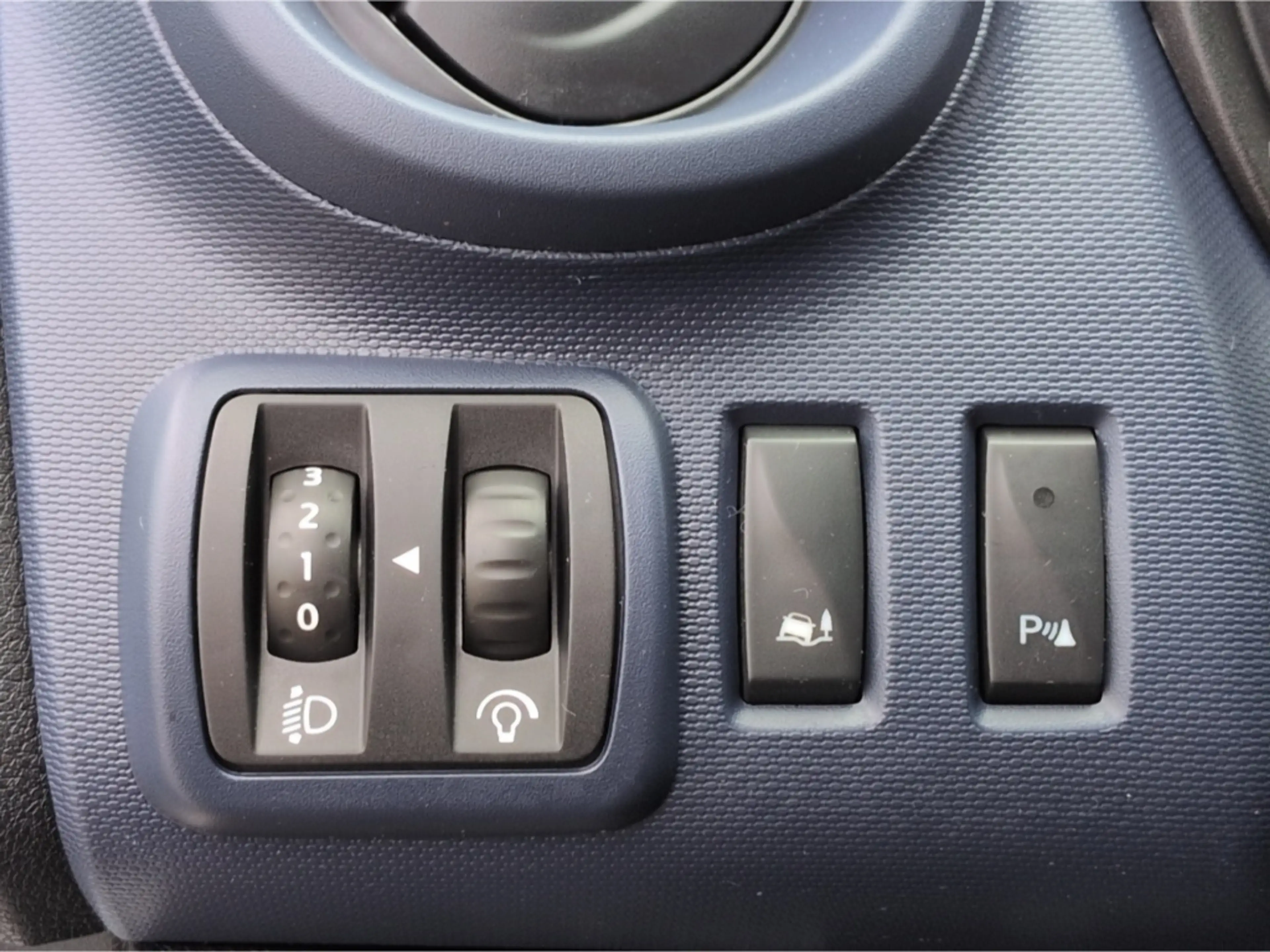 Opel Vivaro Kasten 2,8t 1.6D*AHK Temp PDC Klima Bluet — photo 14