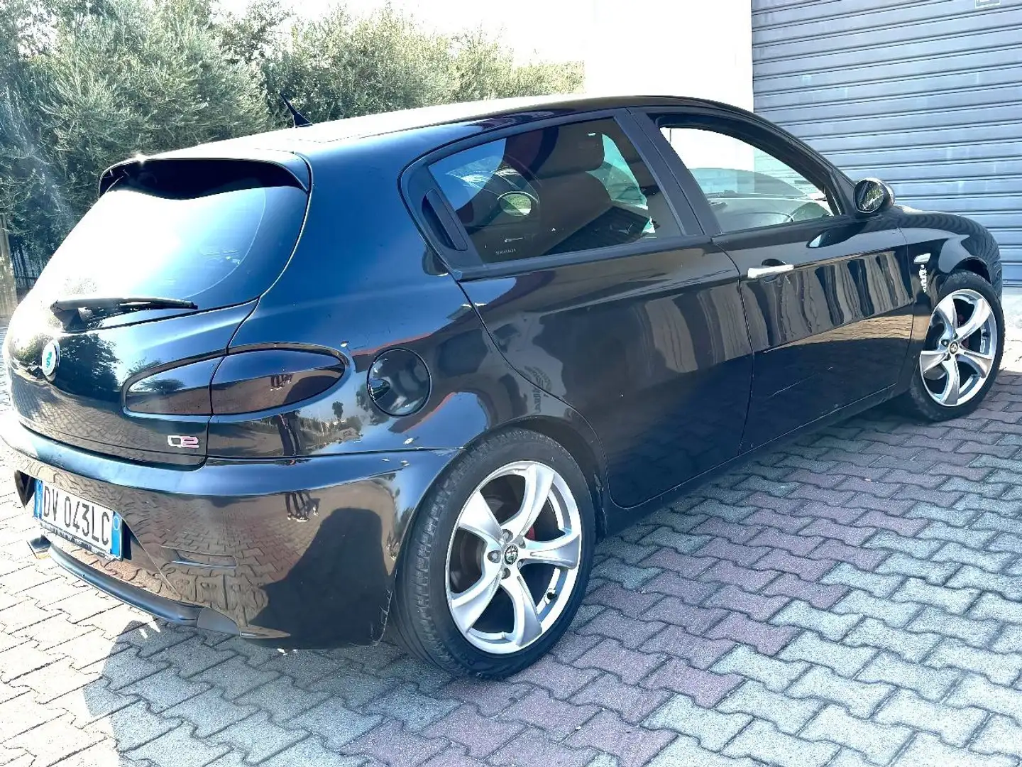 Alfa Romeo 147 147 II 2004 5p 1.9 jtd mjt Q2 150cv - 1