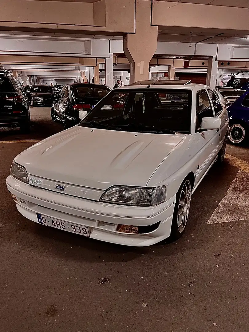 Ford Escort 2000 RS - 1