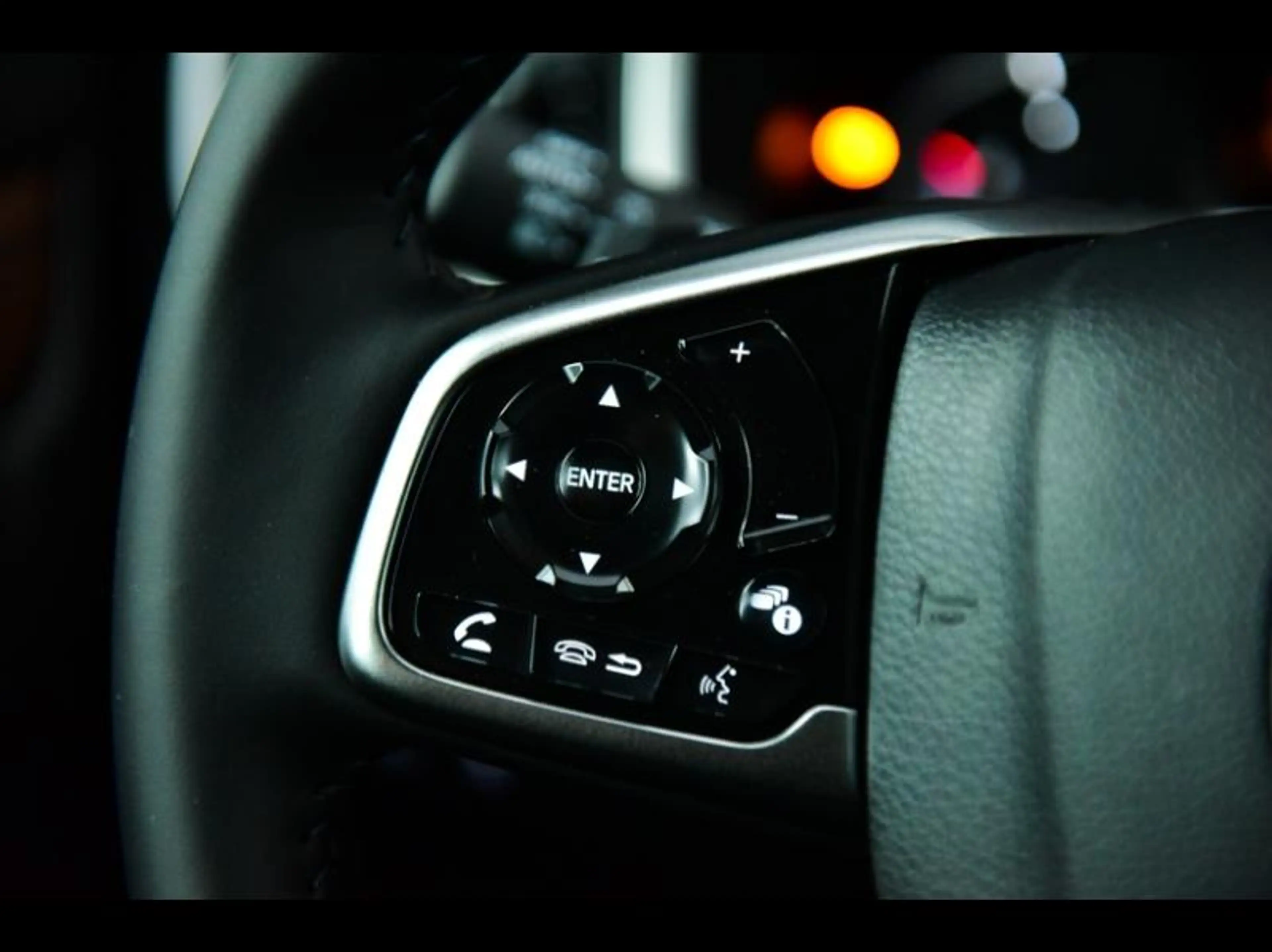 Honda CR-V -48% 1.5 i-VTEC 193ch LifeStyle 4WD CVT 7 places — photo 12