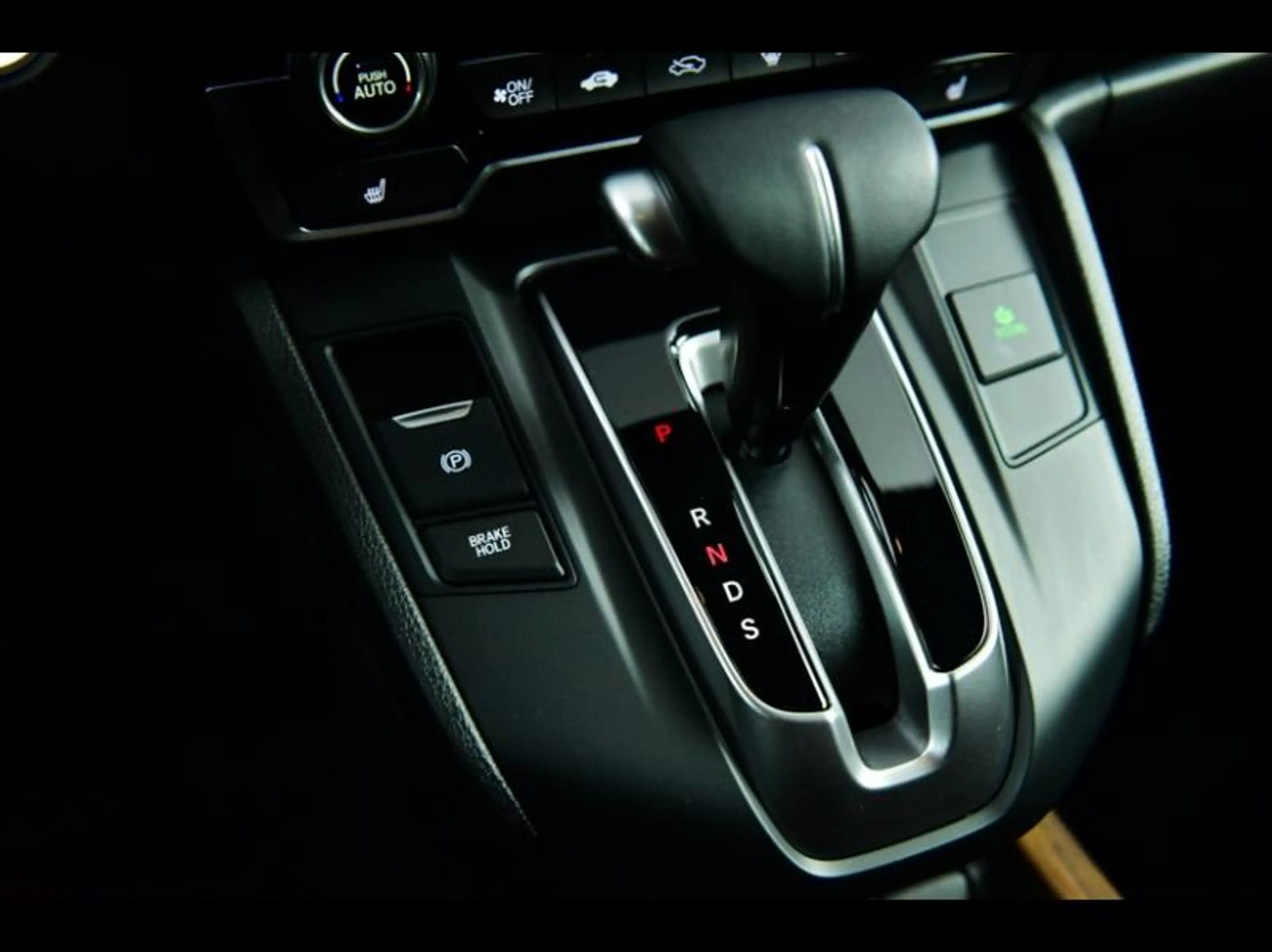Honda CR-V -48% 1.5 i-VTEC 193ch LifeStyle 4WD CVT 7 places — photo 14