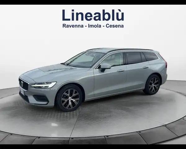 Volvo V60 (2018--->) B4 (d) automatico Core