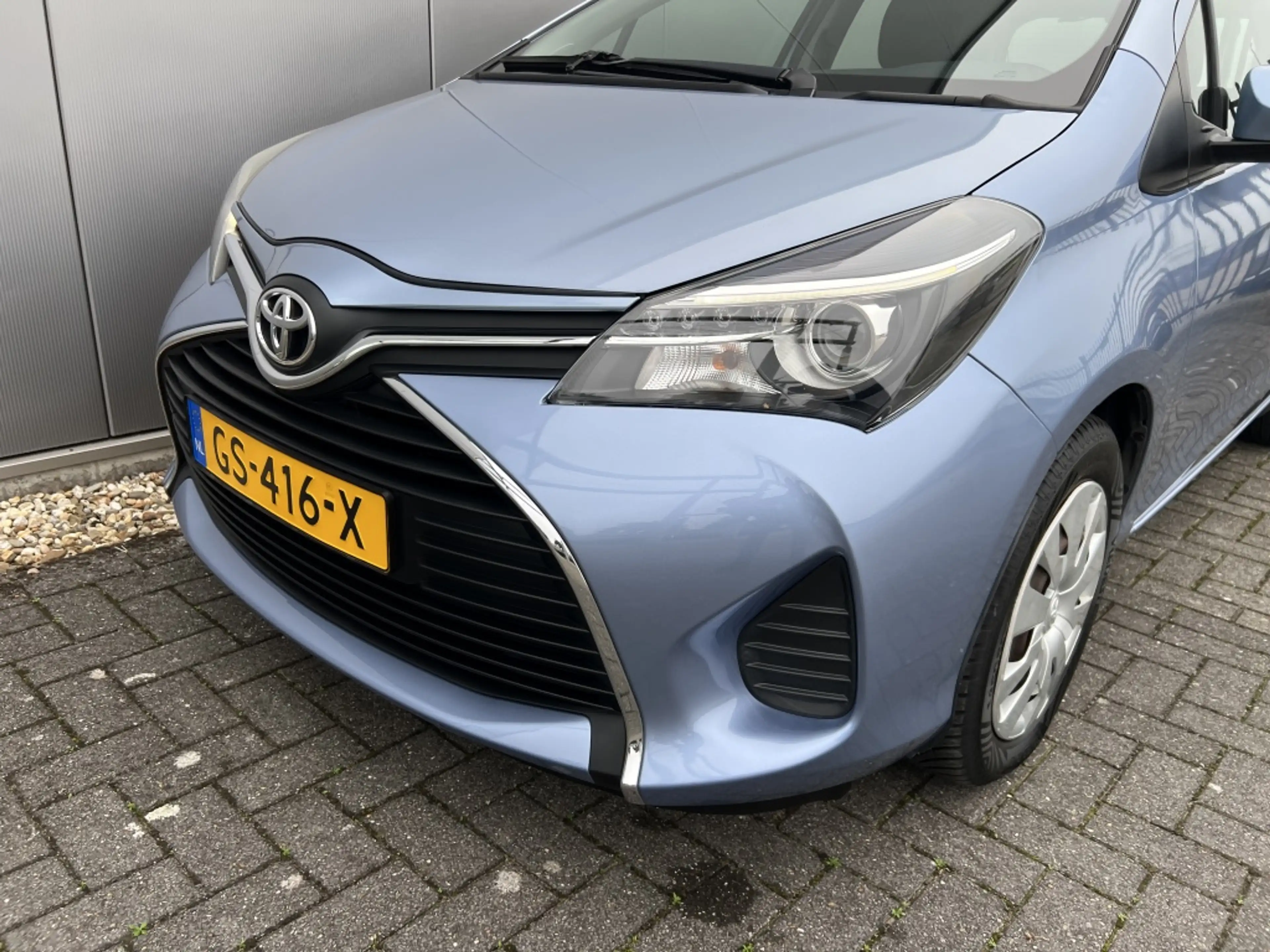 Toyota Yaris 1.3 VVT-i Aspiration — photo 20