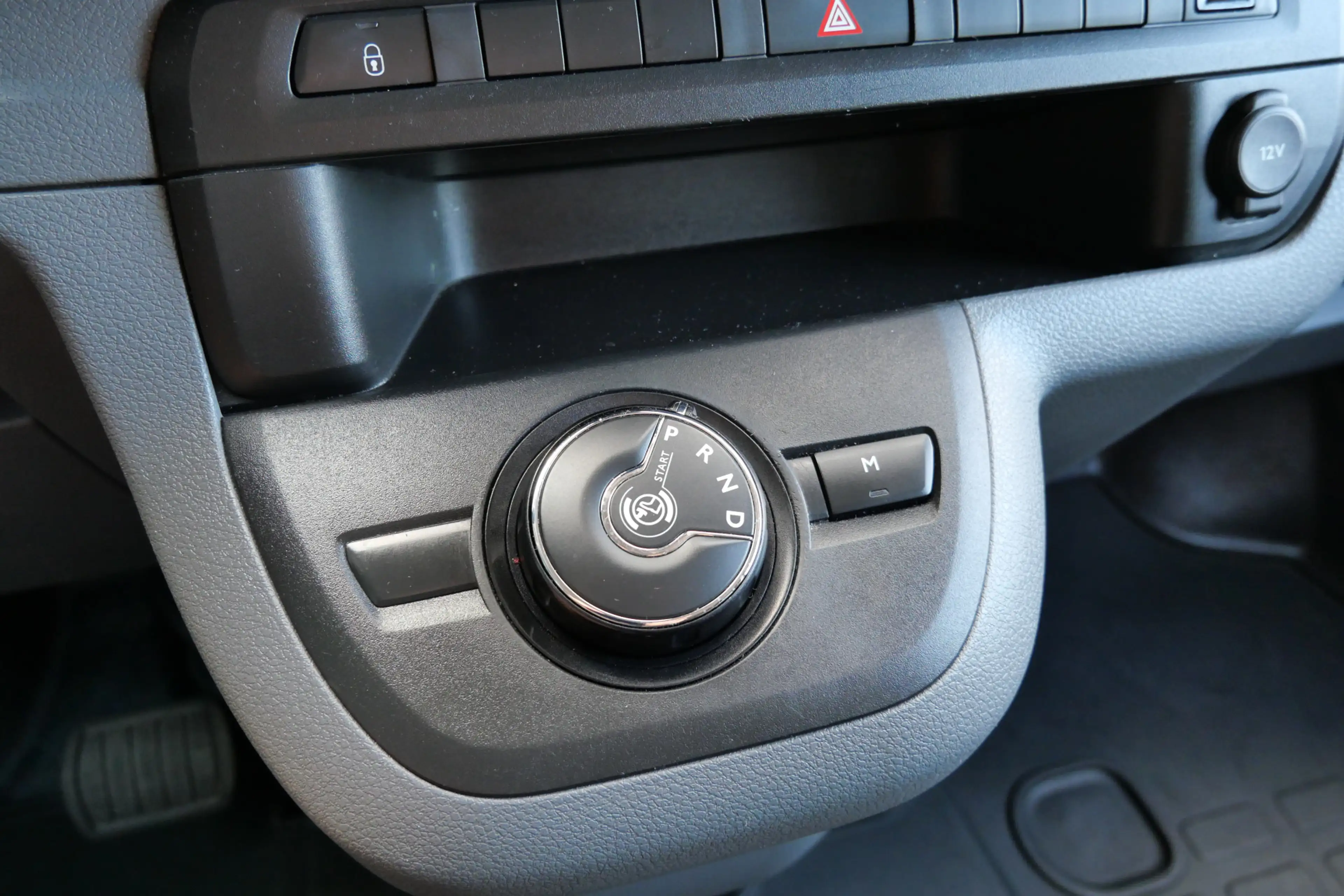 Peugeot Expert 2.0 BlueHDI 180 Long Sport DC Automaat | NL-Auto | — photo 9