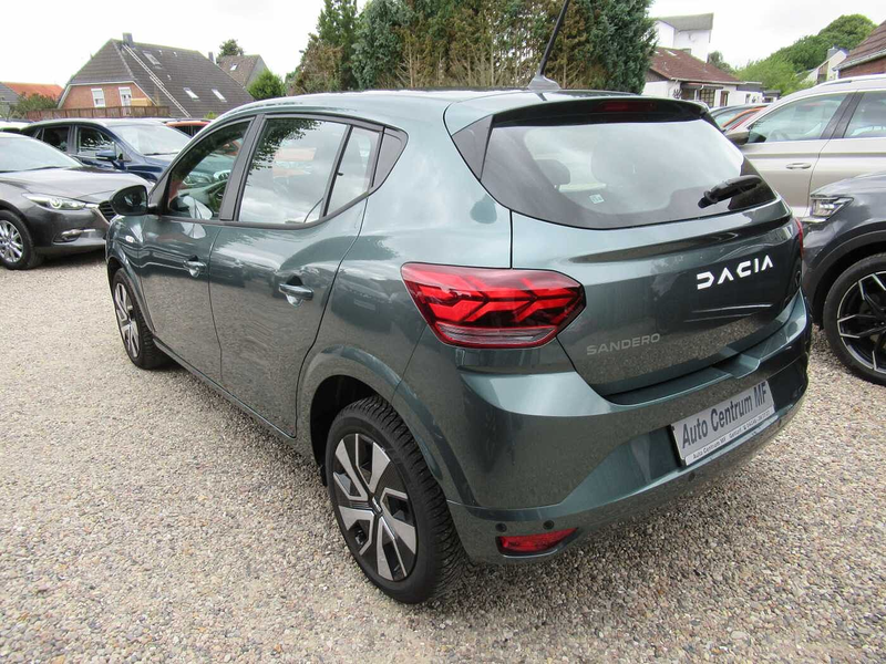 Dacia Sandero TCe 90 CVT — photo 6