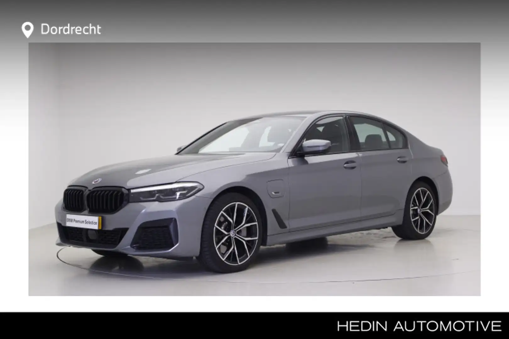 BMW 530 5-serie 530e M-Sport | 19" | Trekhaak | Harman Kar Gris - 1