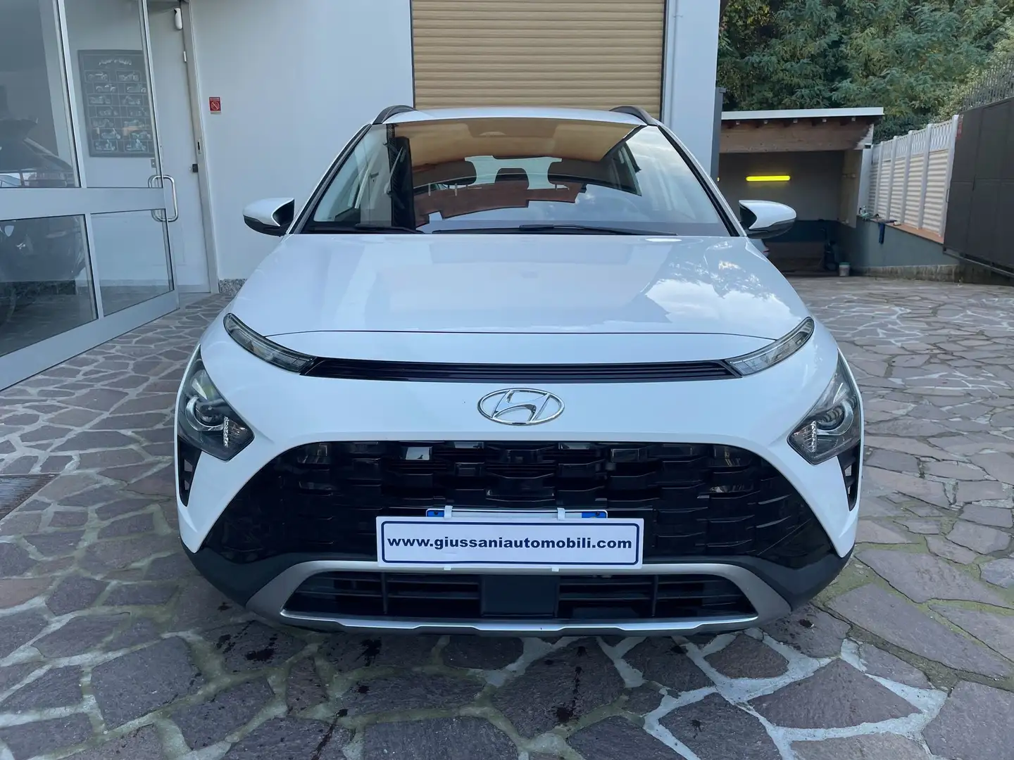 Hyundai BAYON 1.0 t-gdi Hybrid 48V Xline imt UNICO PROPRIETARIO Bianco - 2