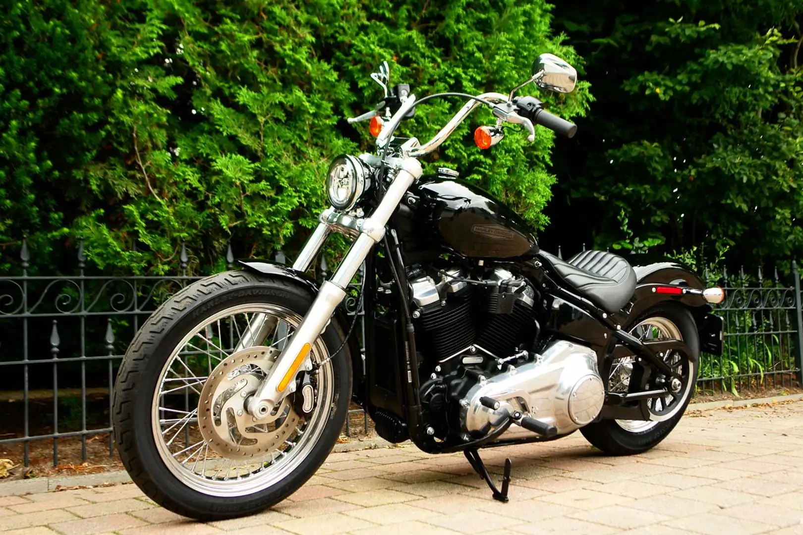 Harley-Davidson Softail FXST 107ci Milwaukee eight Zwart - 2