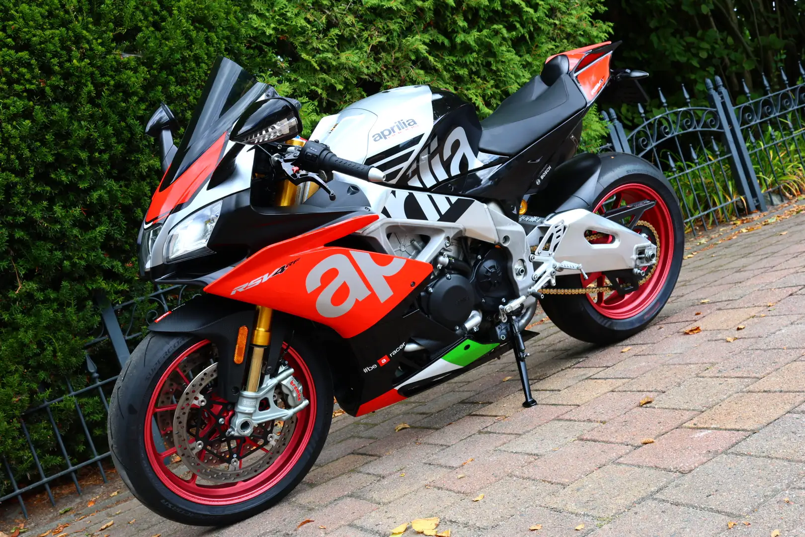 Aprilia RSV4 RF SUPERPOLE APRC ABS V4 201PK Rood - 2
