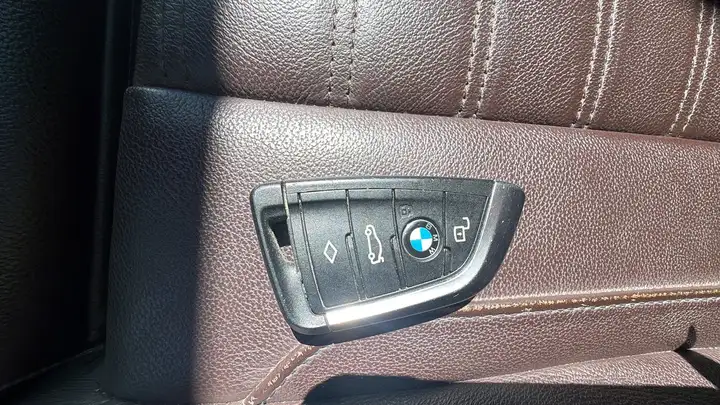 BMW X3 2021, foto 16