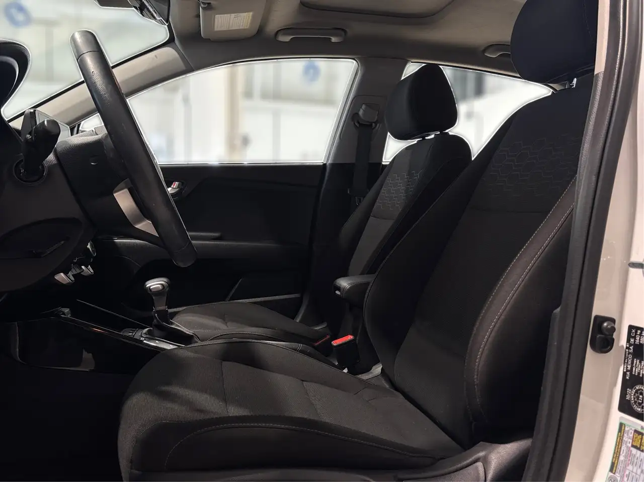 Kia Rio снимка Kia Rio