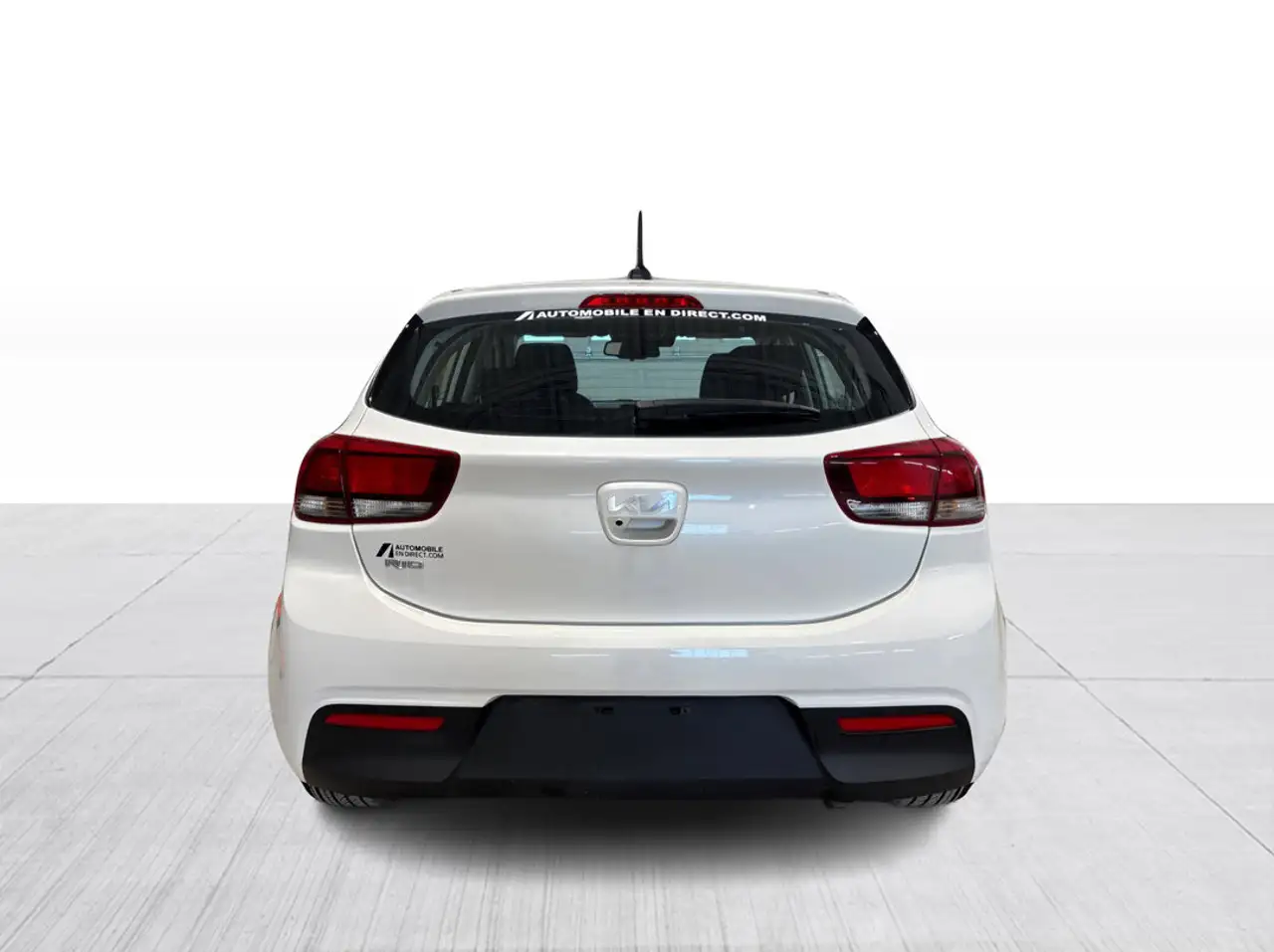 Kia Rio снимка Kia Rio